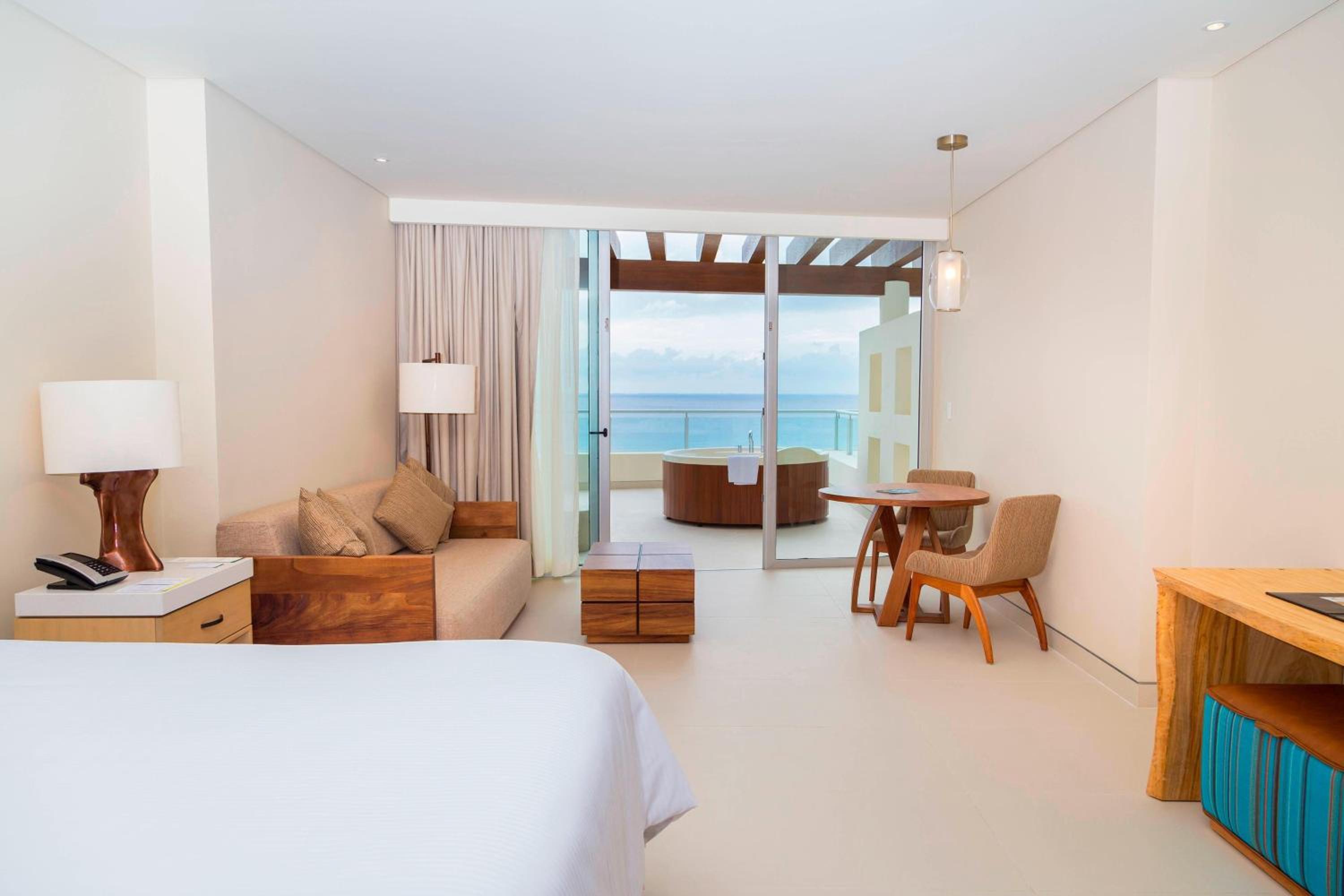 Deluxe 1 King 1 Bedroom Smaller Suite Ocean view