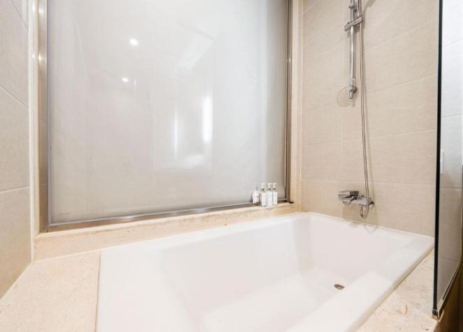 Junior Suite - Photo 1