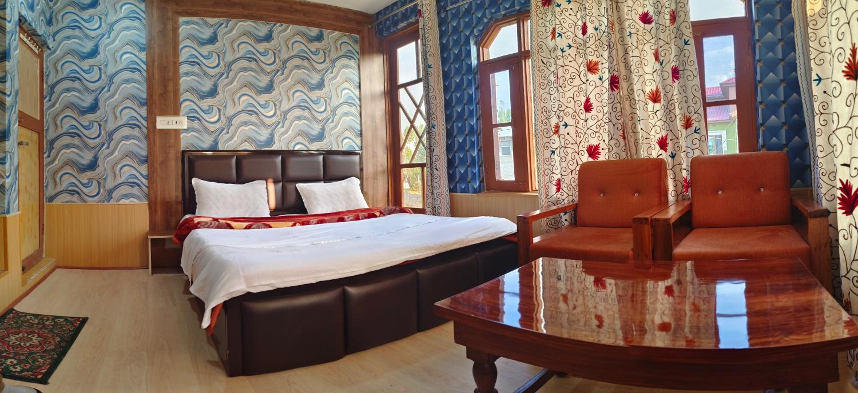 Deluxe Double Room - Photo 2