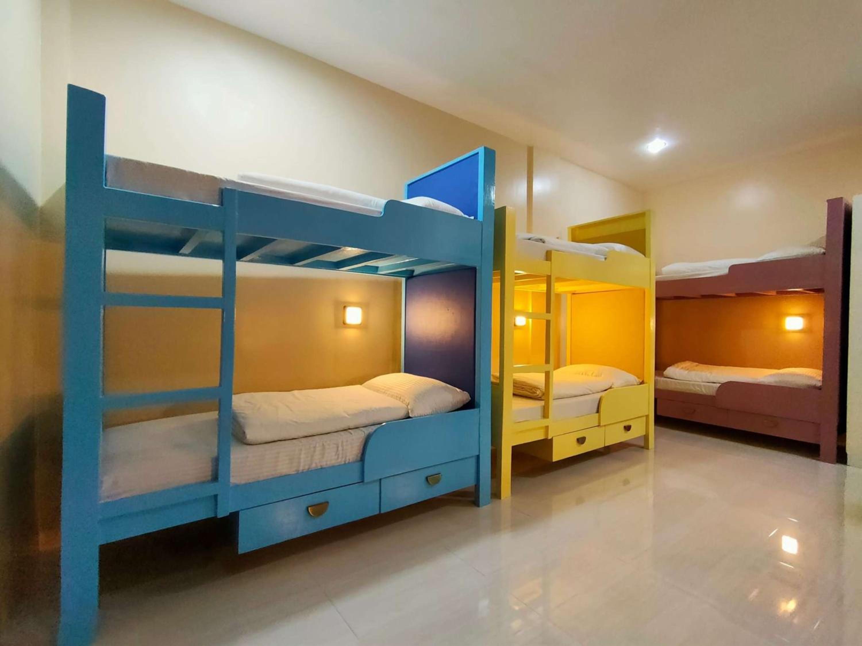 Budget Twin Room photo 2