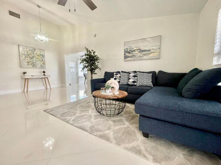 Three-Bedroom Villa photo 1