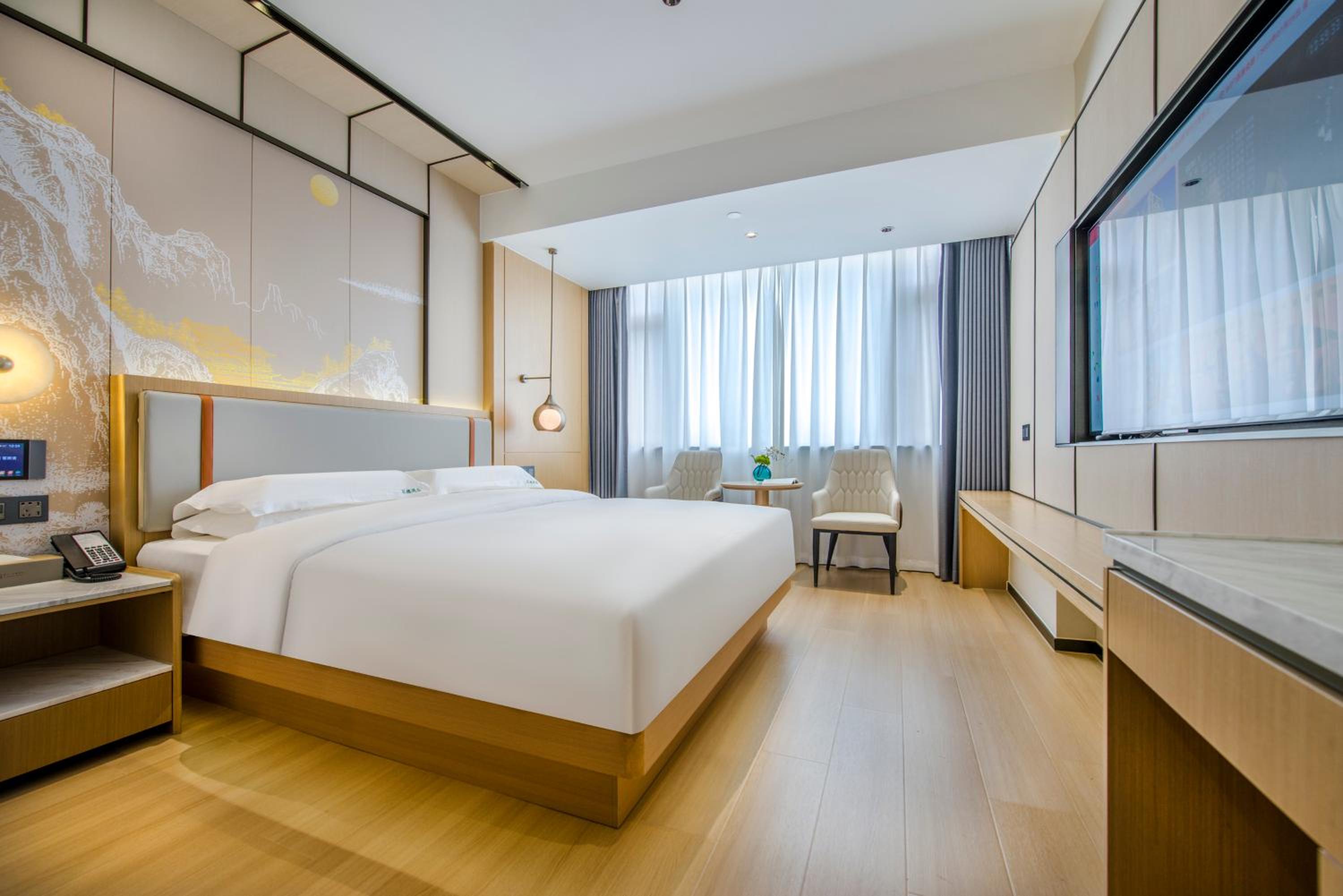 Deluxe King Room