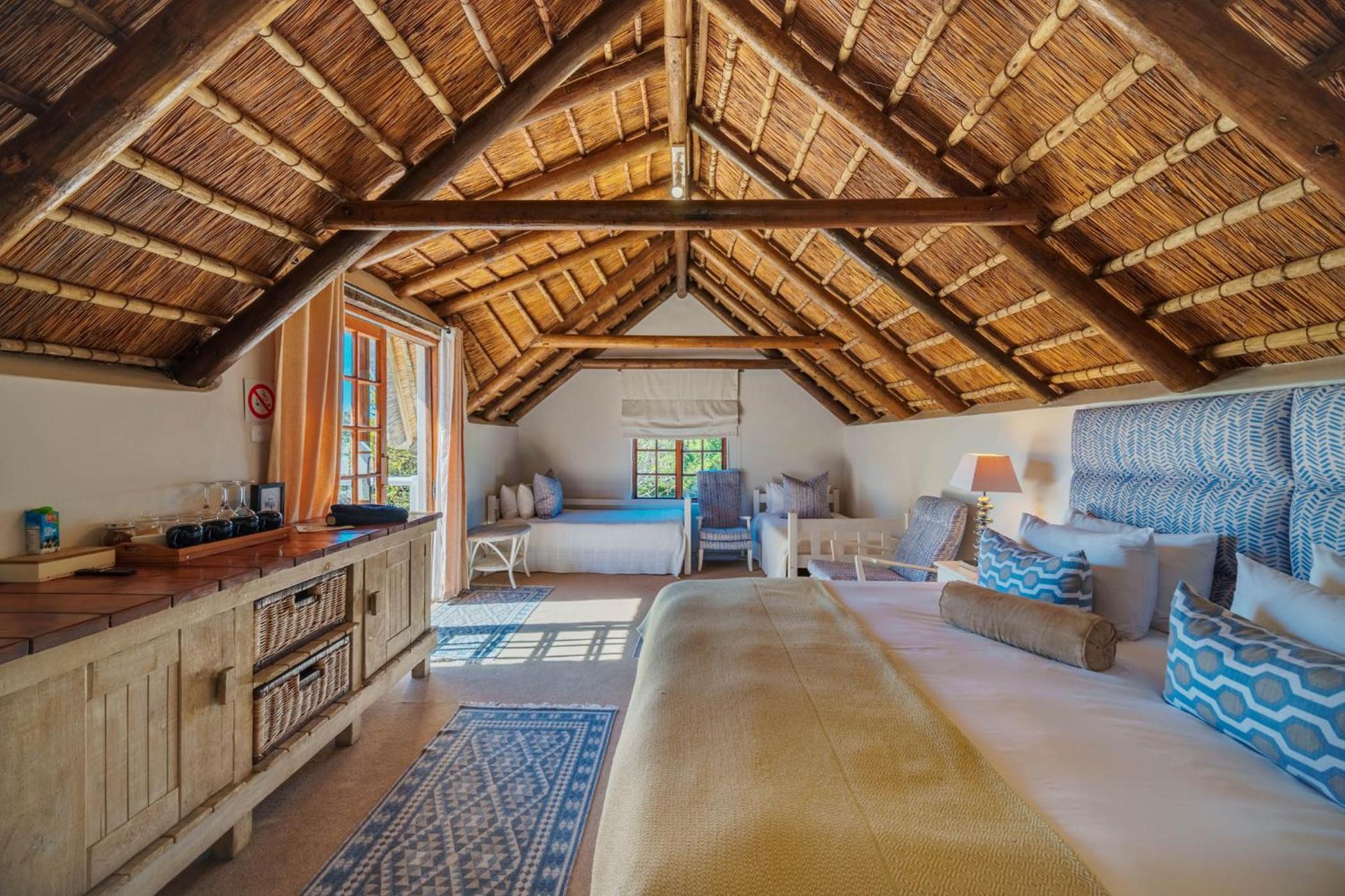 Family Bungalow photo 2