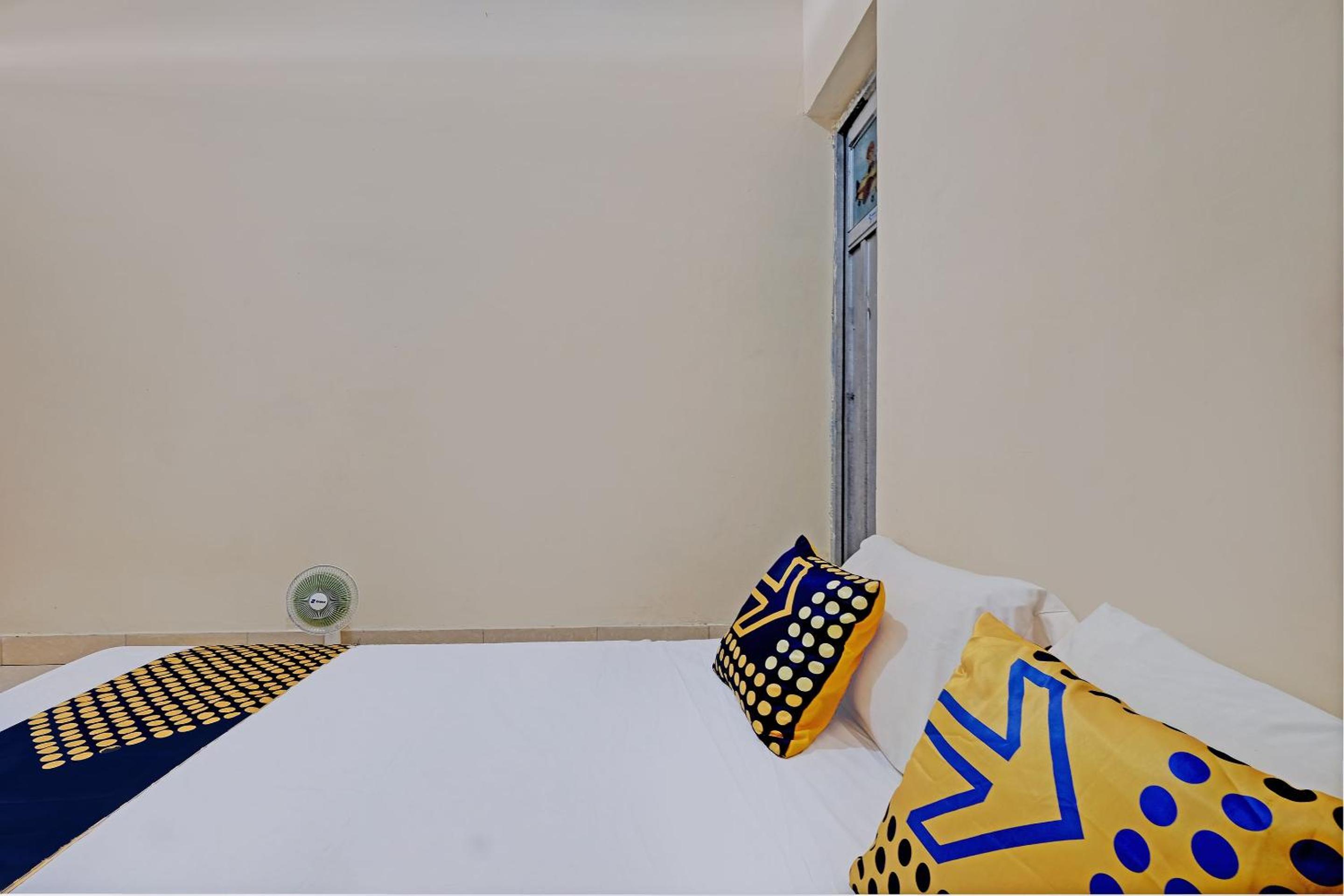 Budget Single Room