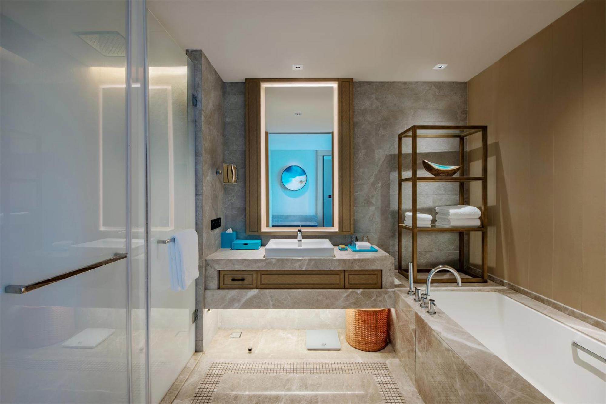 Premium Twin Room with Sea View photo 3