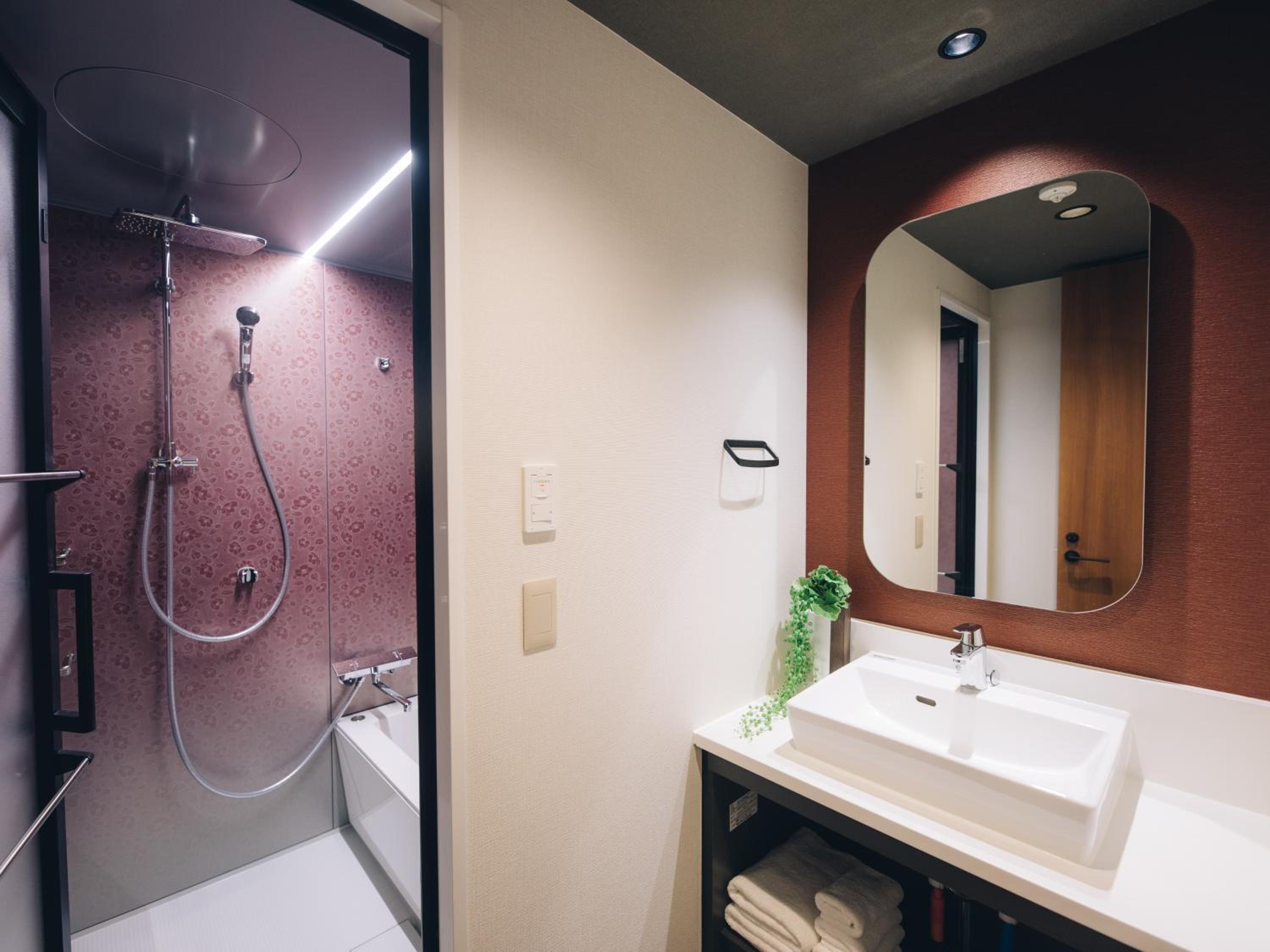 Superior Two-Bedroom Suite photo 3