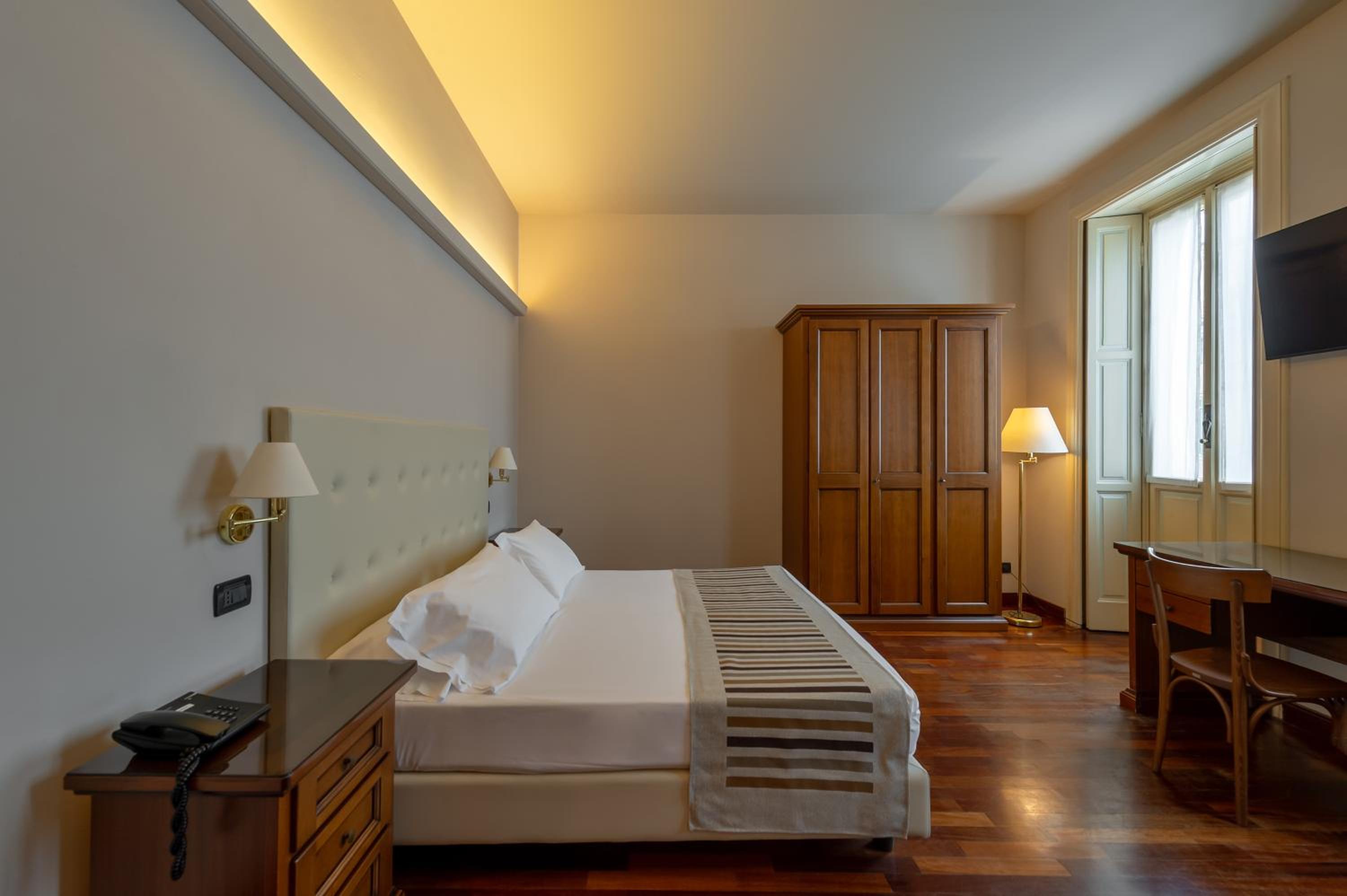 Double or Twin Room - Photo 1