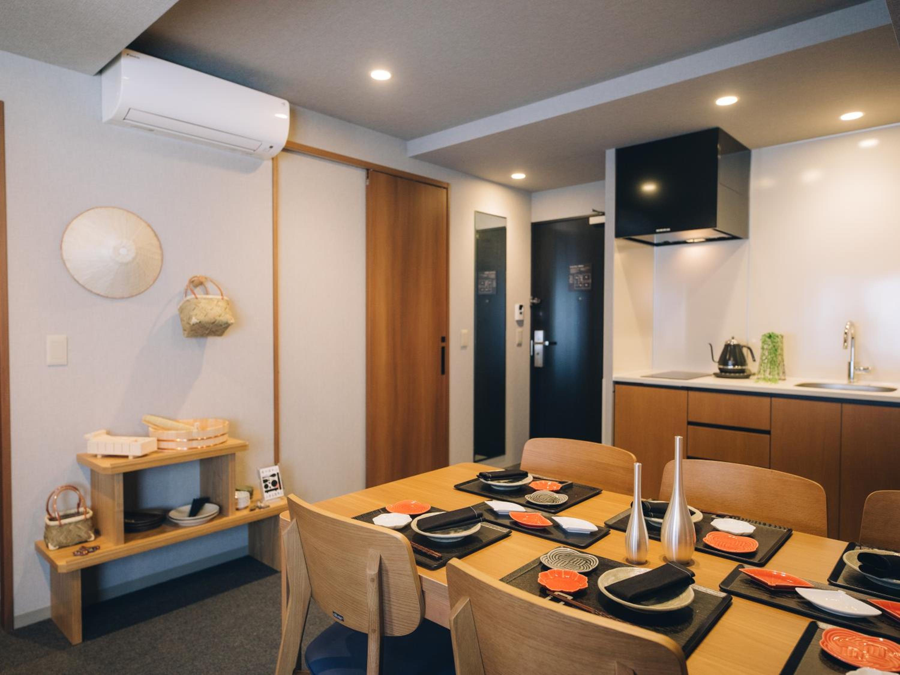 Three-Bedroom Suite photo 2