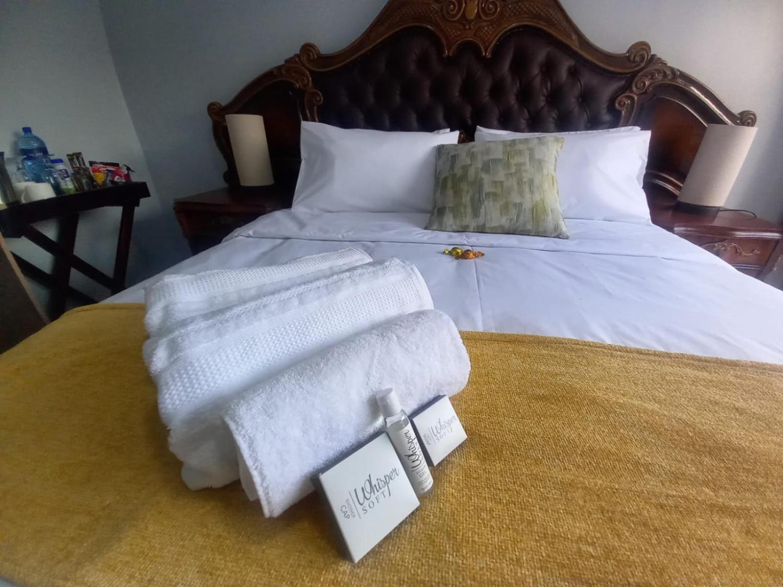 Double Room with Private Bathroom photo 1