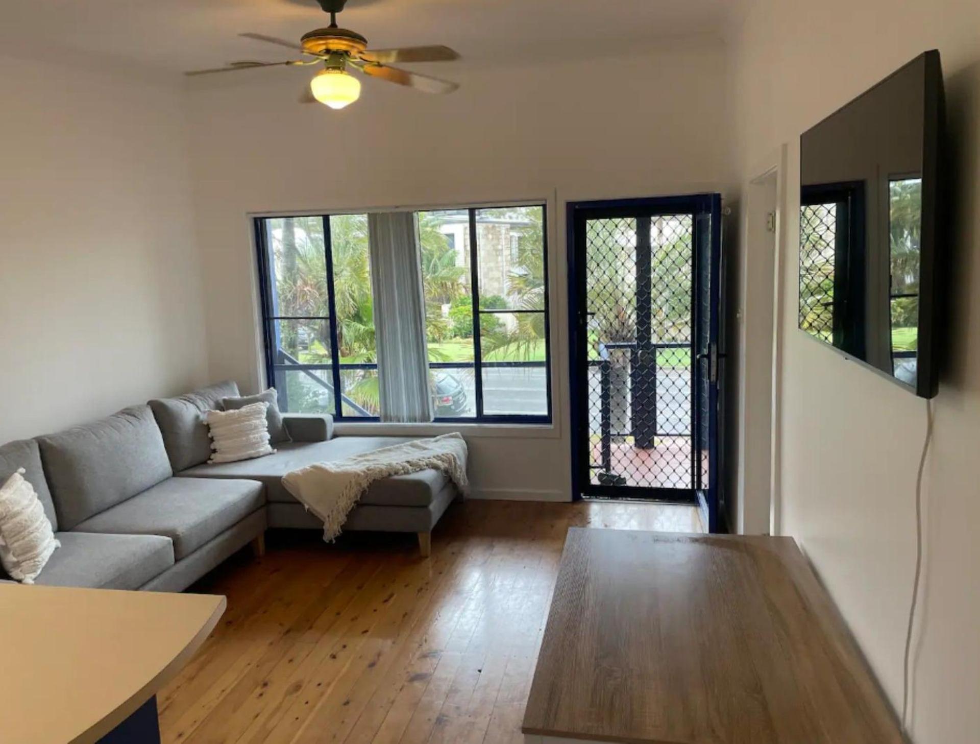 Apartment photo 1