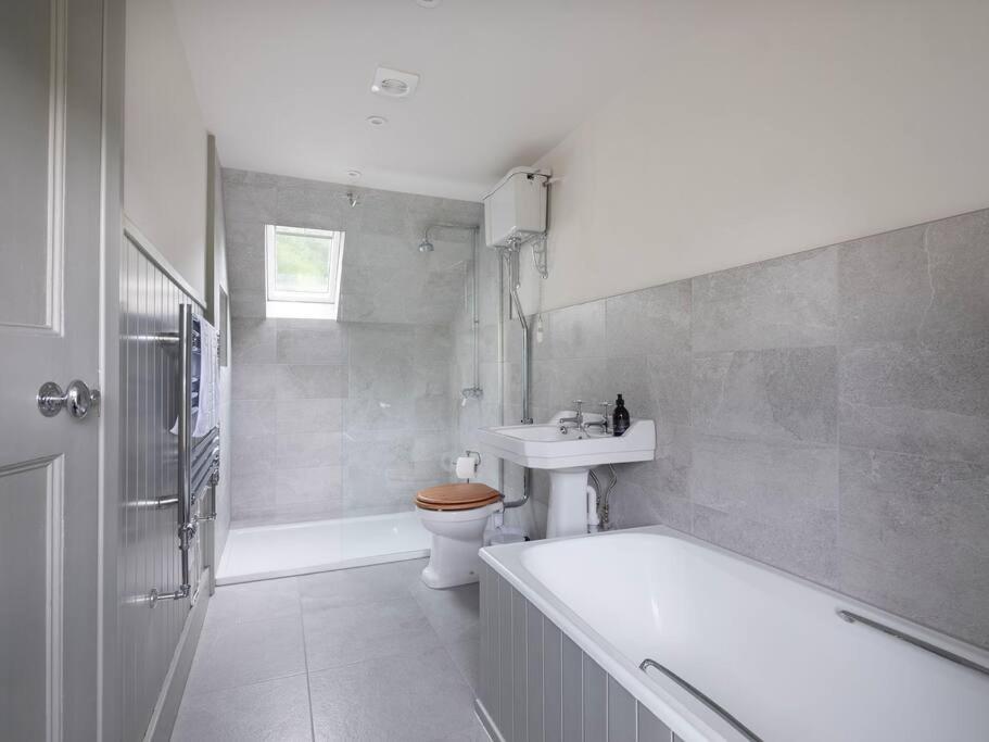 Villa photo 2