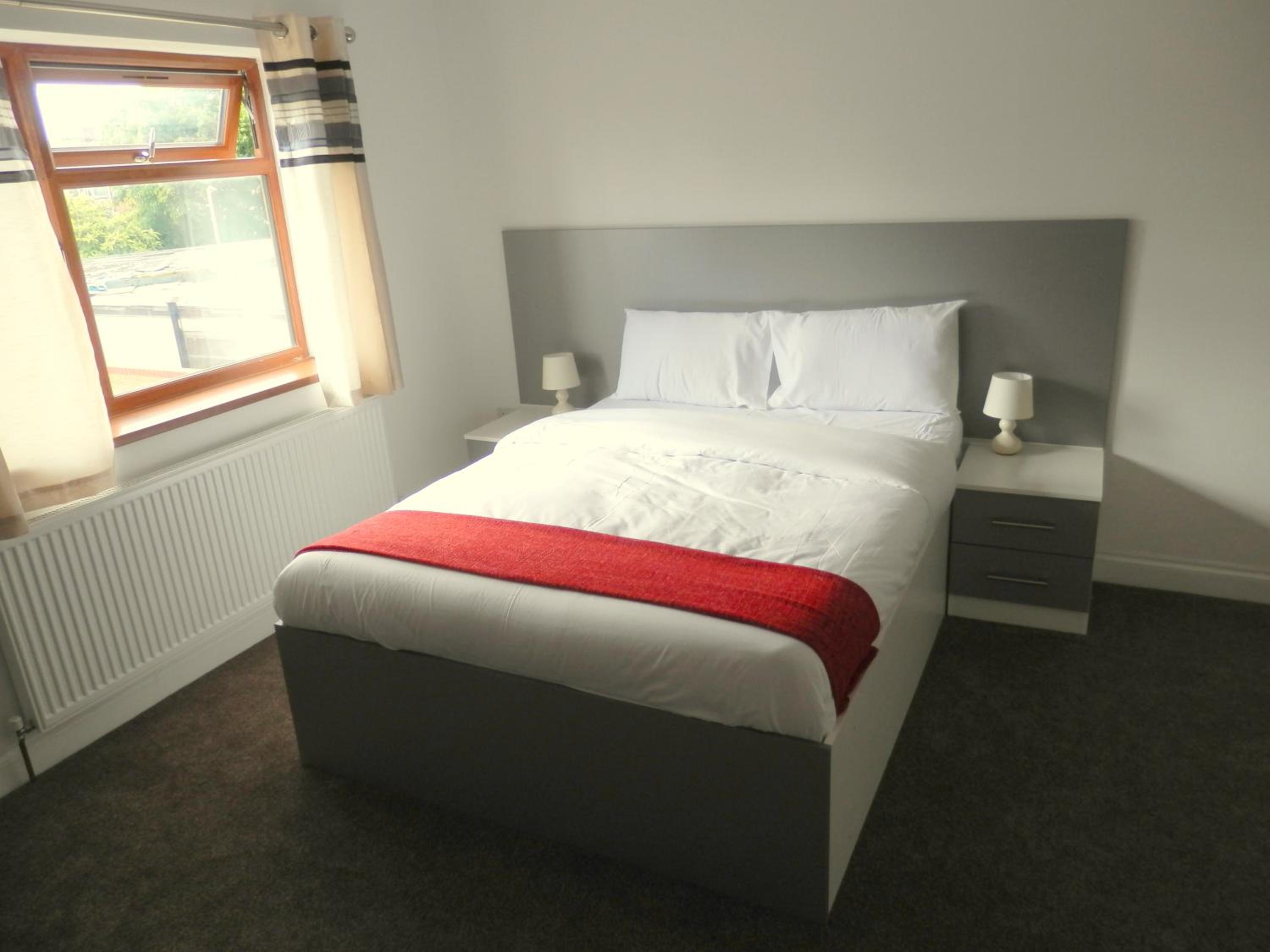 Double Room with Private Bathroom