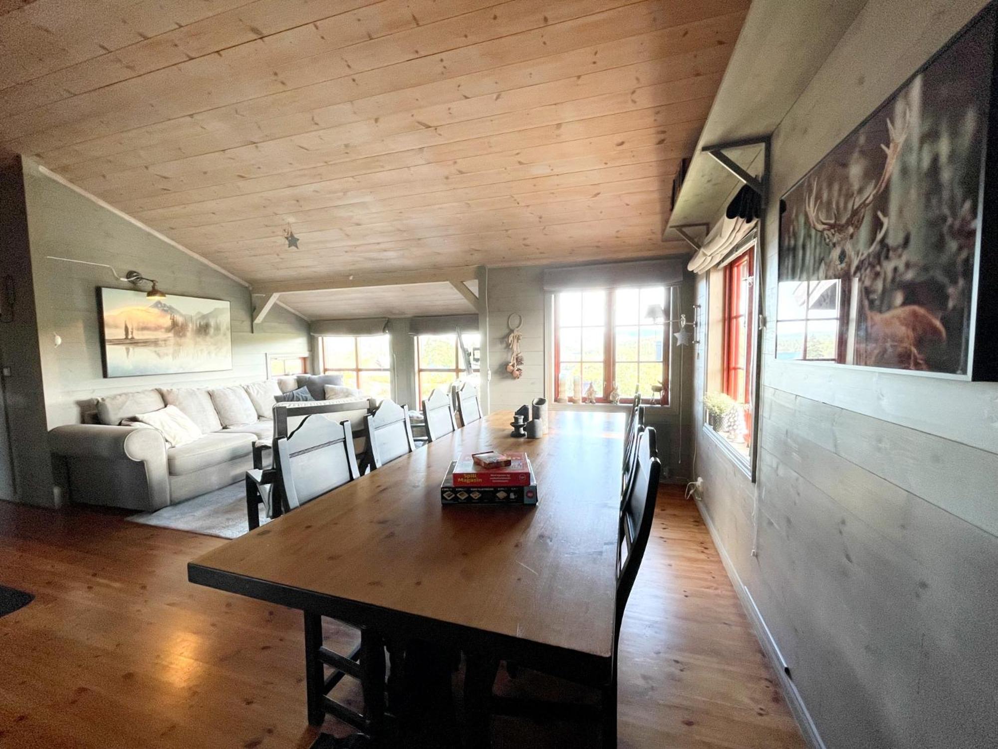 Three-Bedroom Chalet photo 2