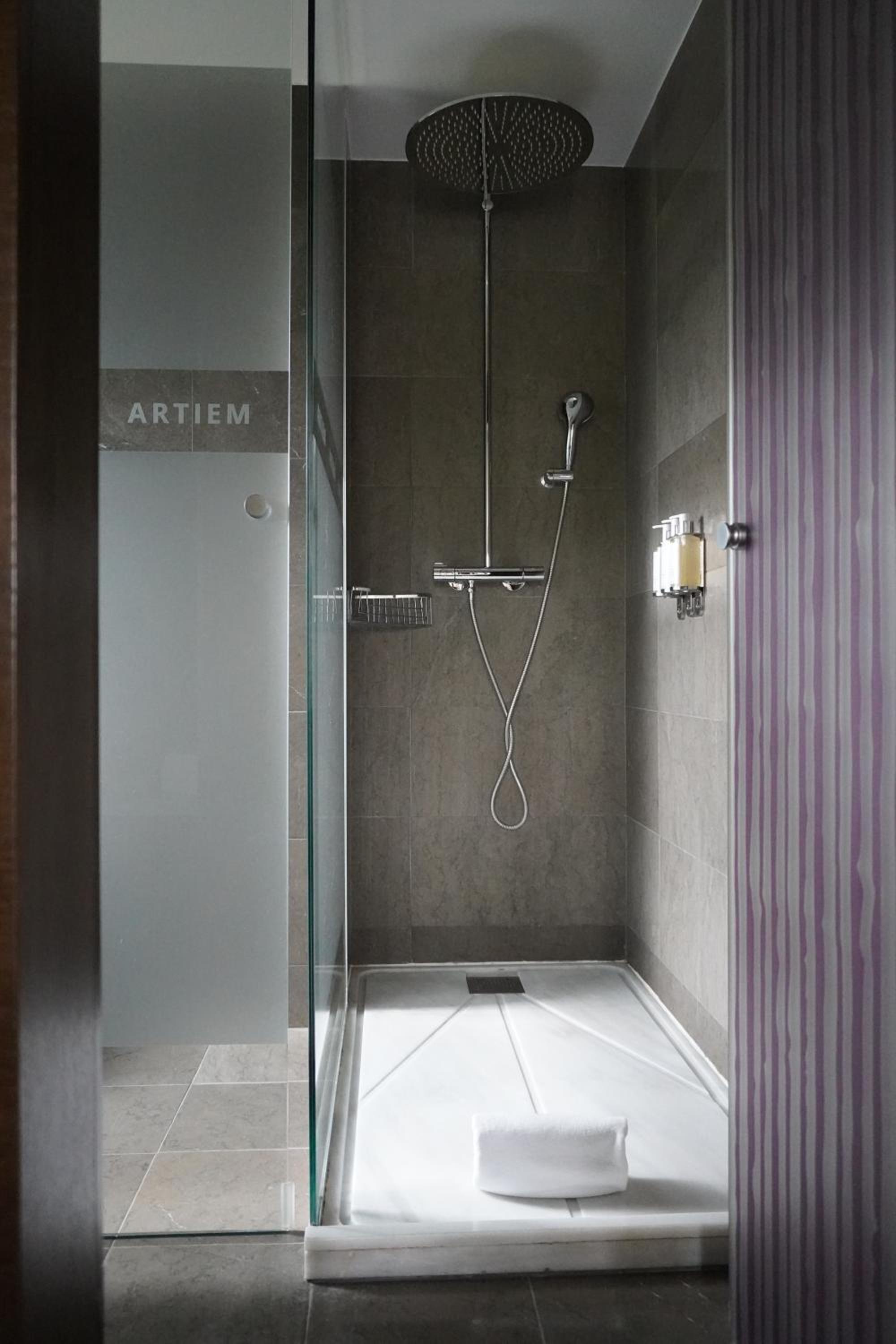Gran Astur Suite With Spa photo 3