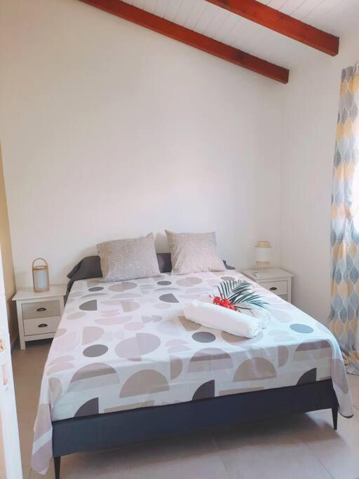 Two-Bedroom House photo 2