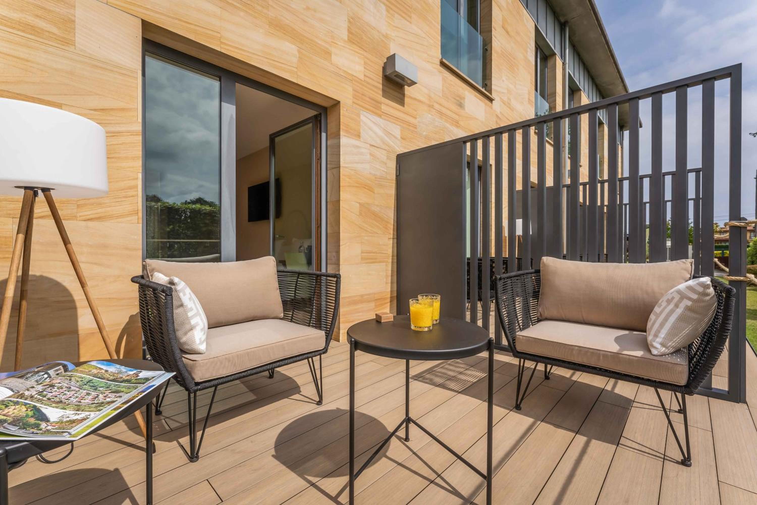 ASTUR Terrace - Photo 4