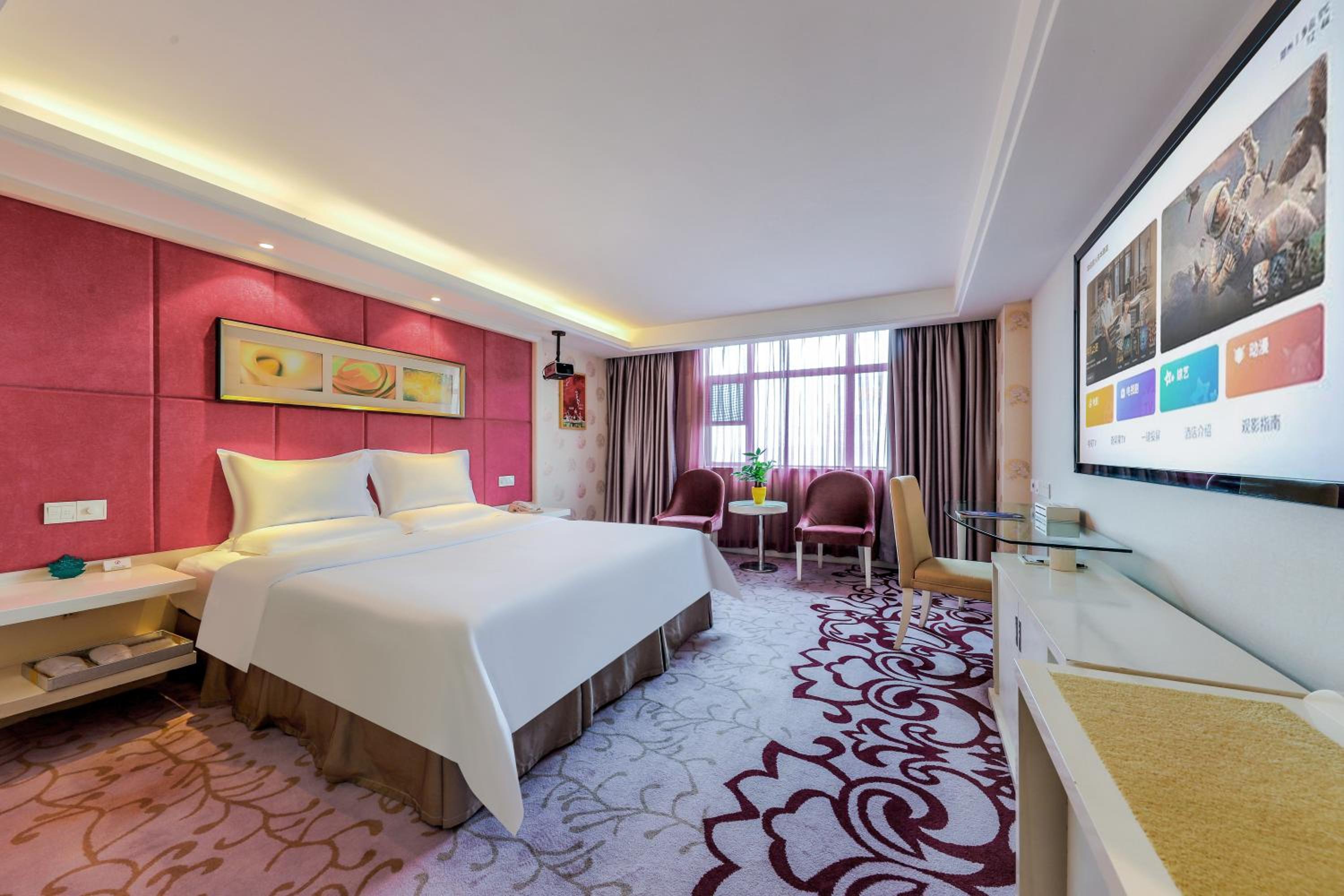 New Deluxe Queen Room
