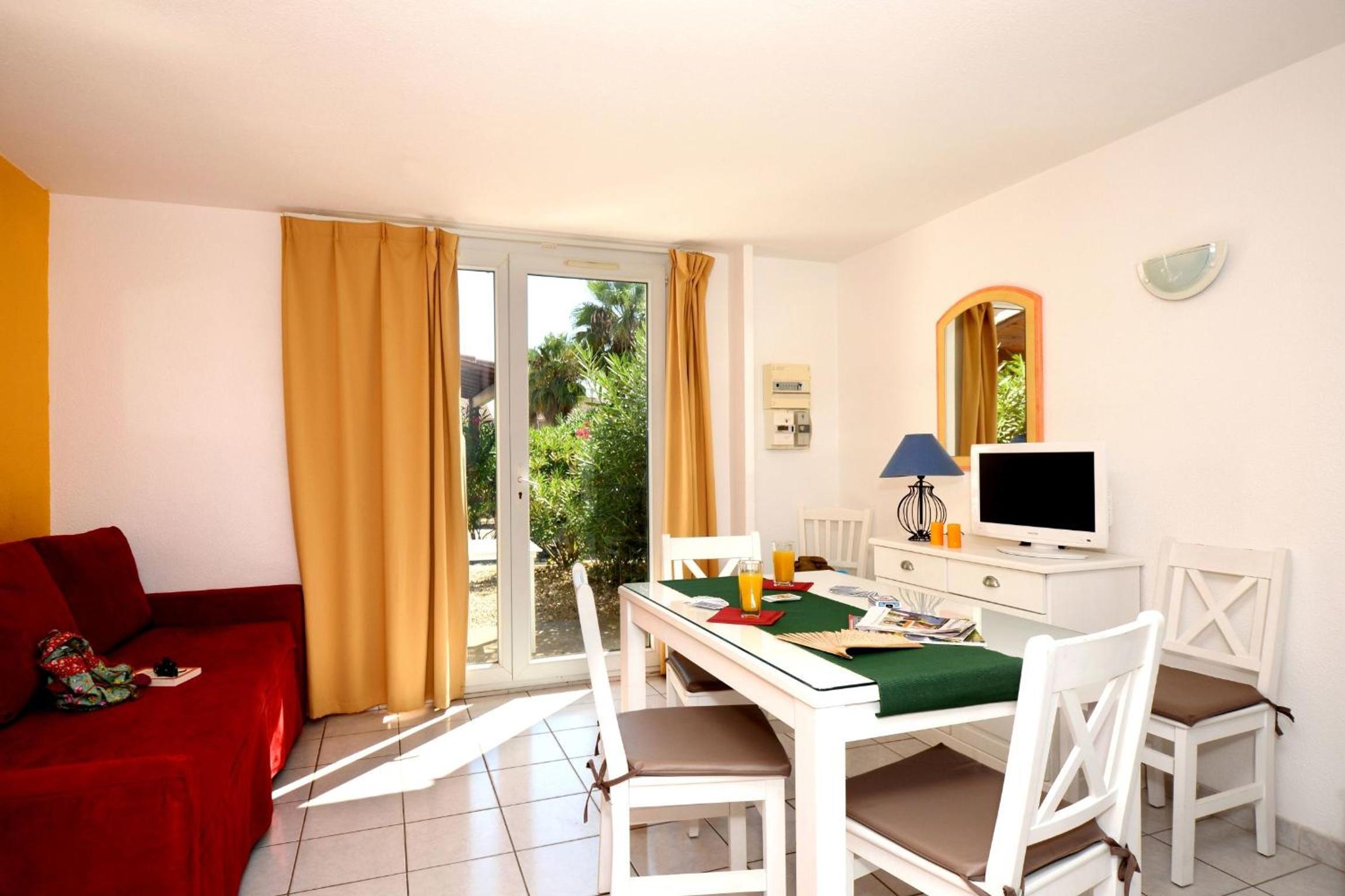 Small House For 5 People photo 3