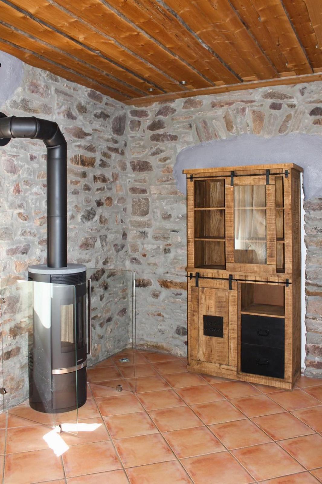 Family Room - Photo 7