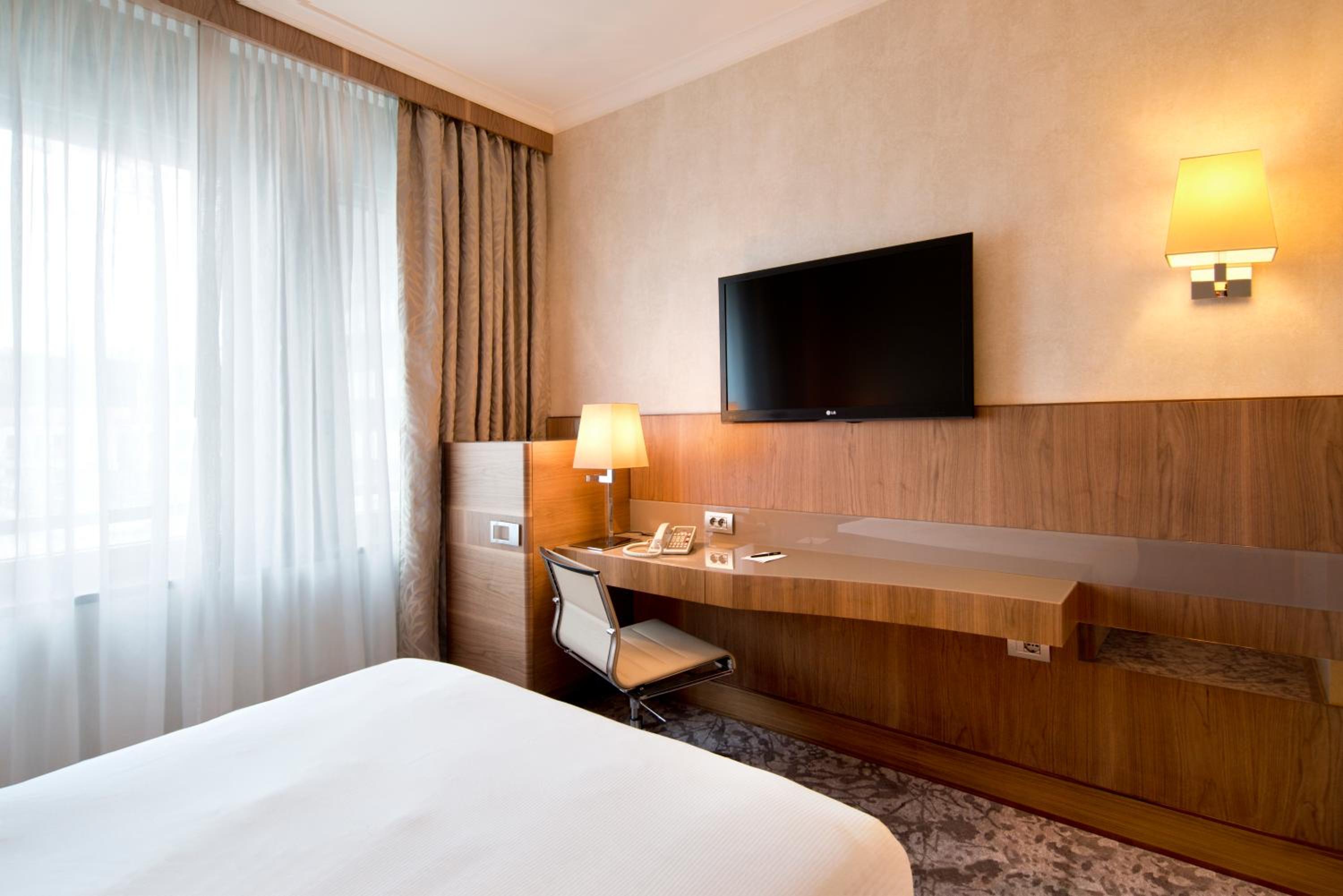 Executive King Room