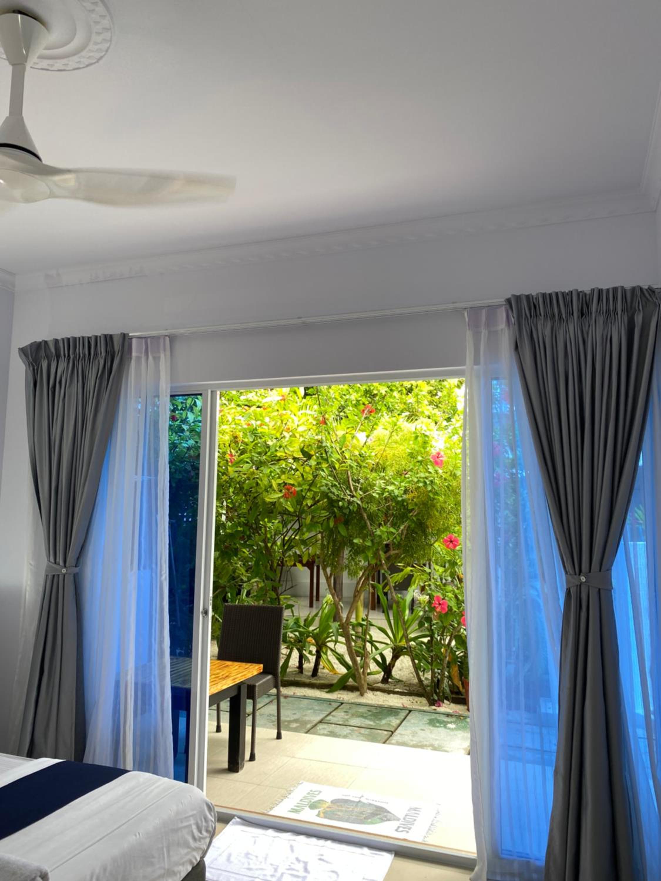 Double or Twin Room with Garden View - Photo 4