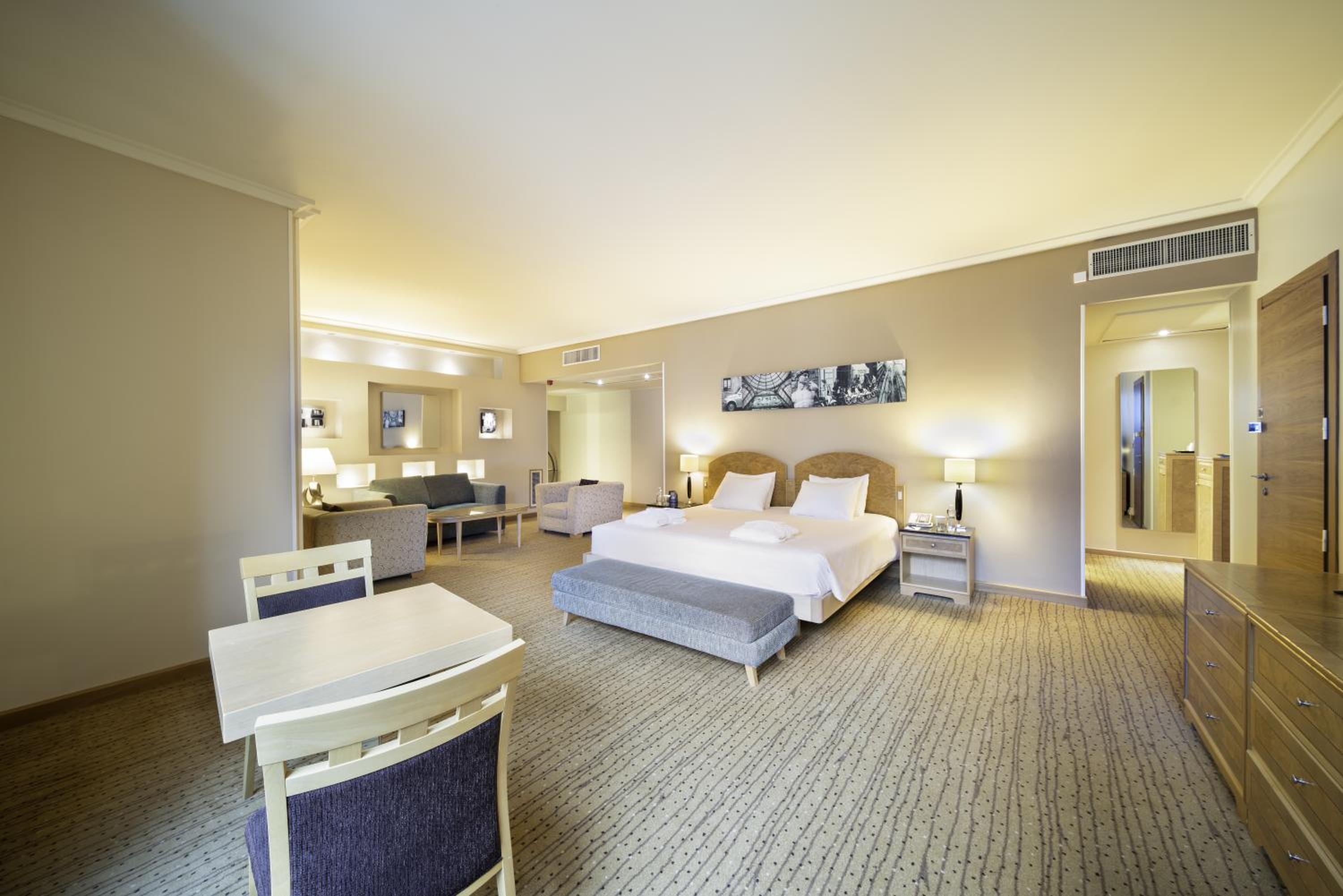 Premium King Room