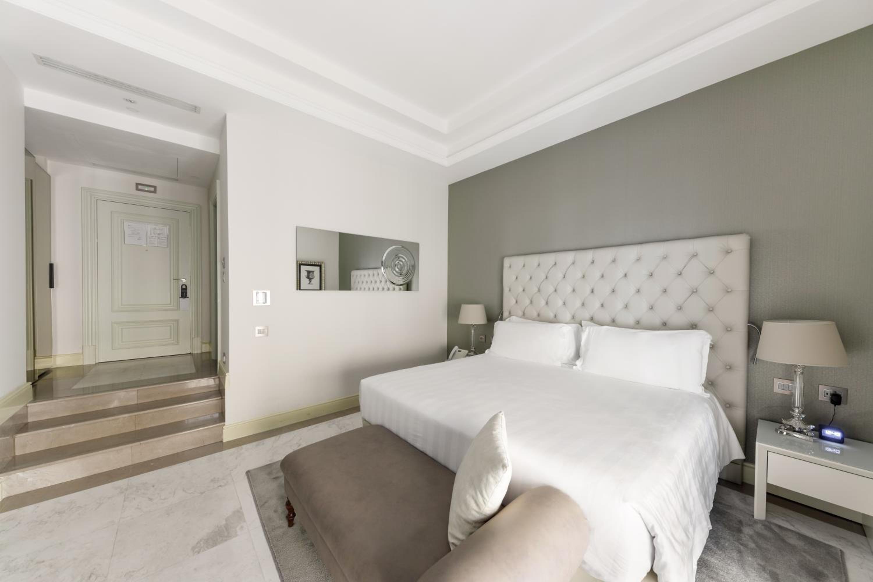 Prestige King Room
