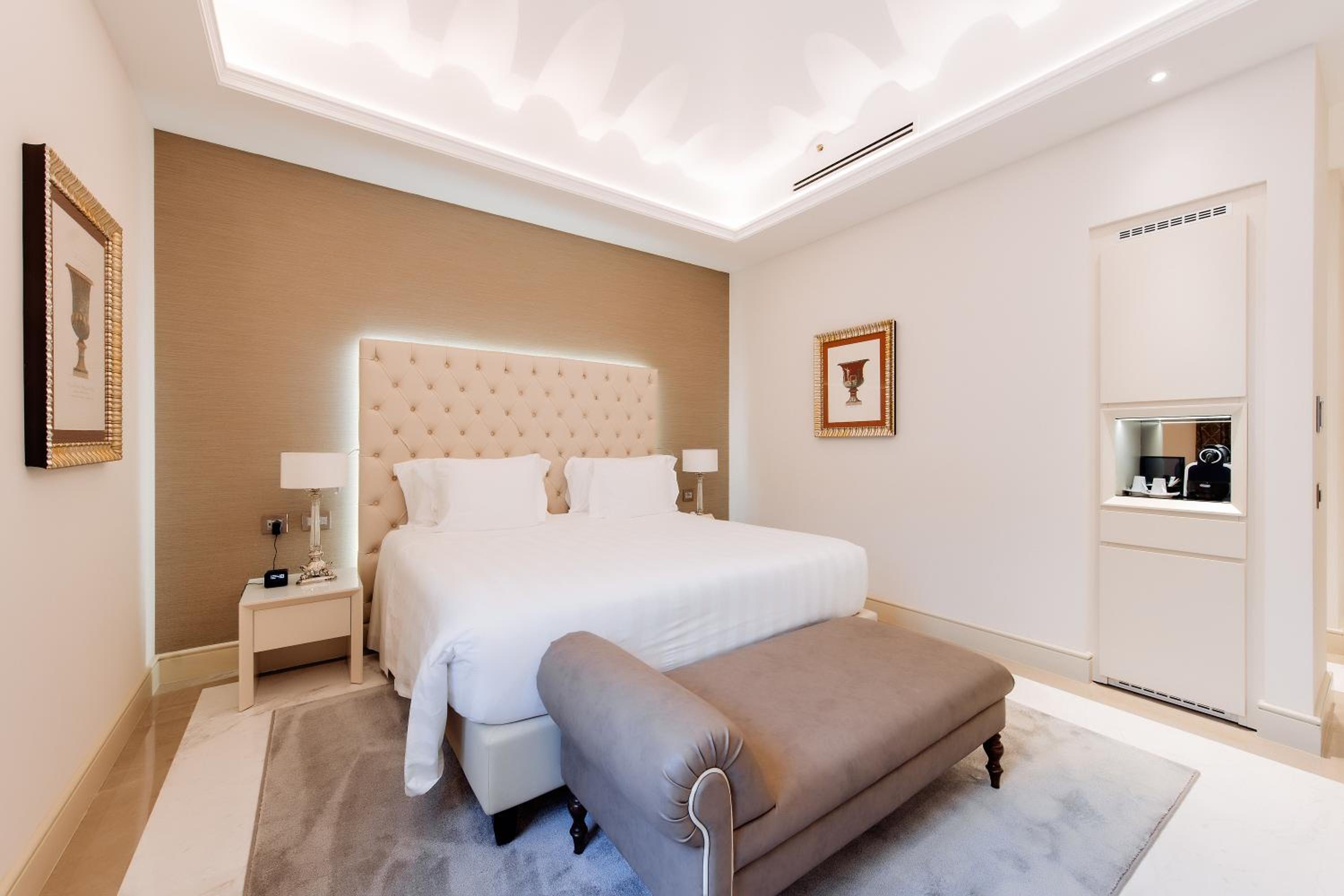 Prestige King Room
