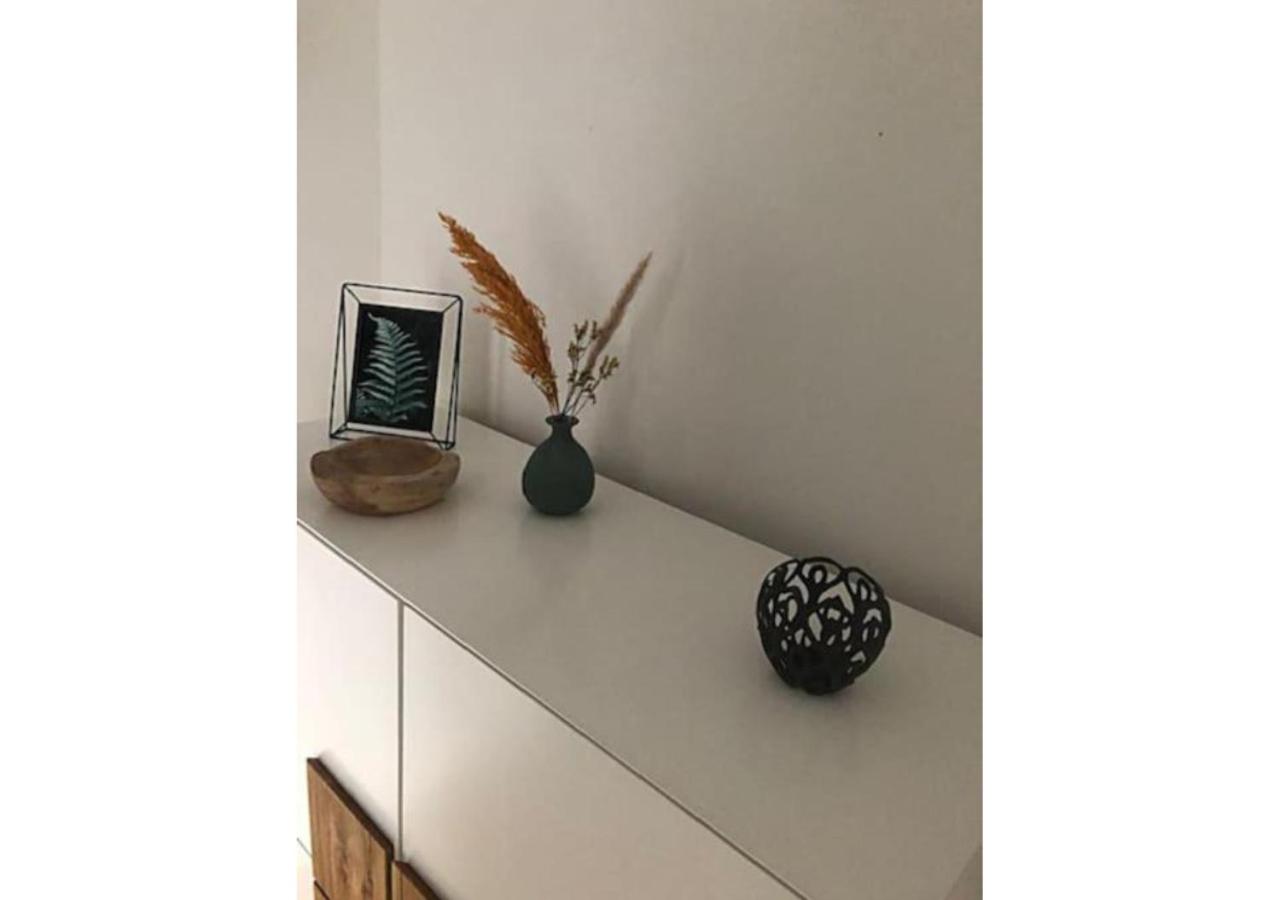 Three-Bedroom Apartment photo 2