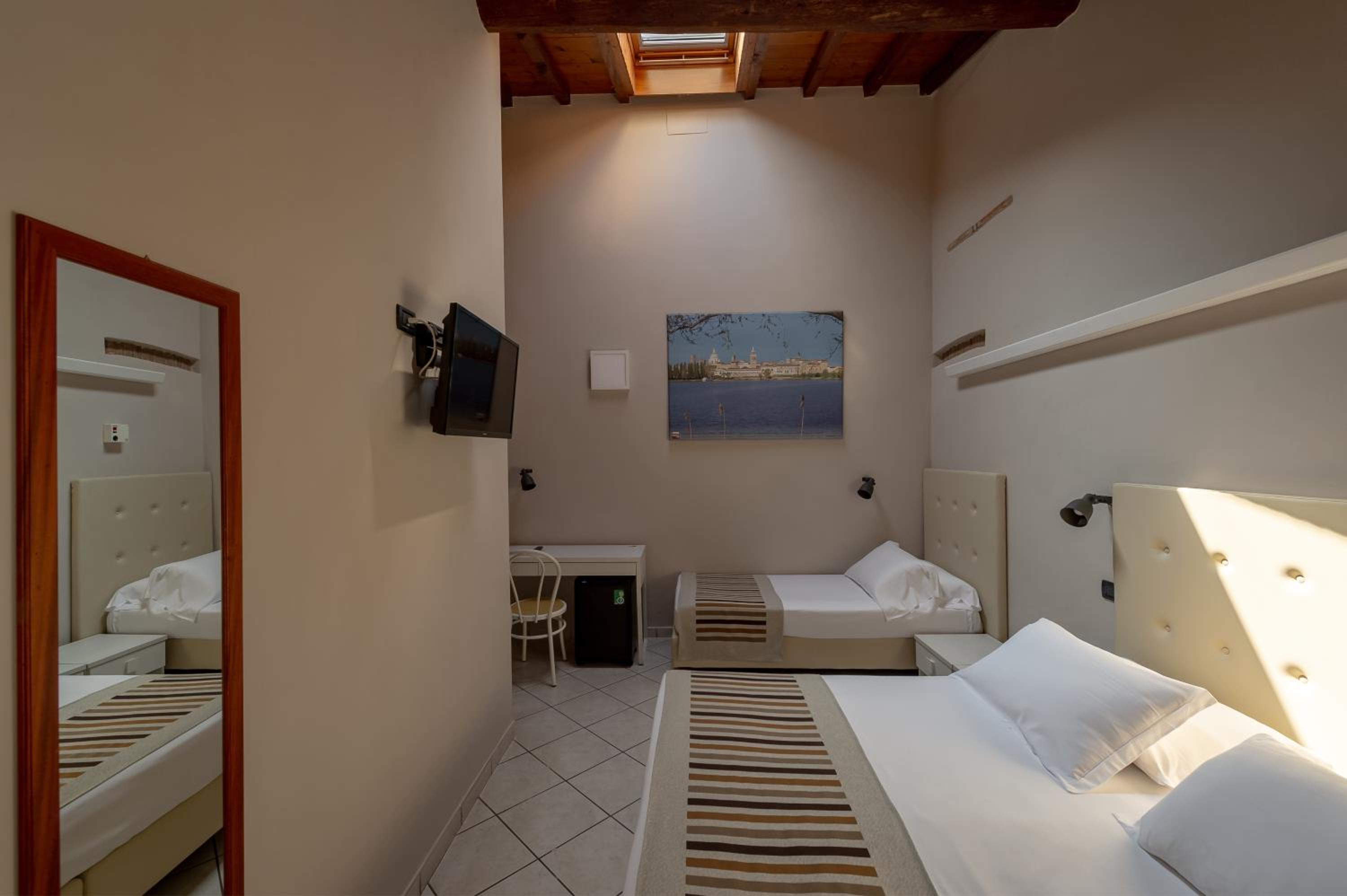 Triple Room - Photo 4