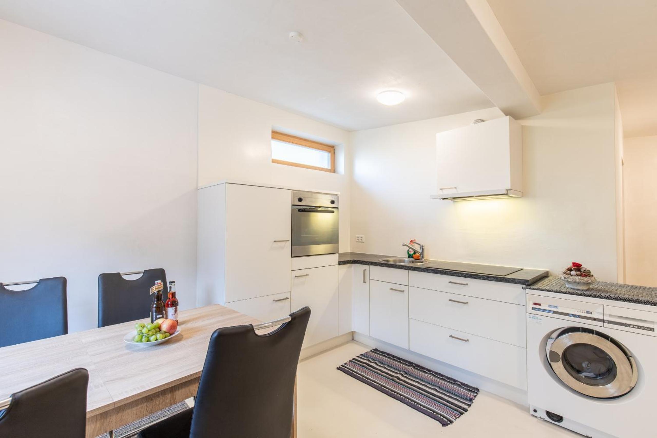Studio Apartment photo 2