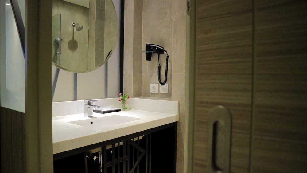 Deluxe Twin Room - Photo 3
