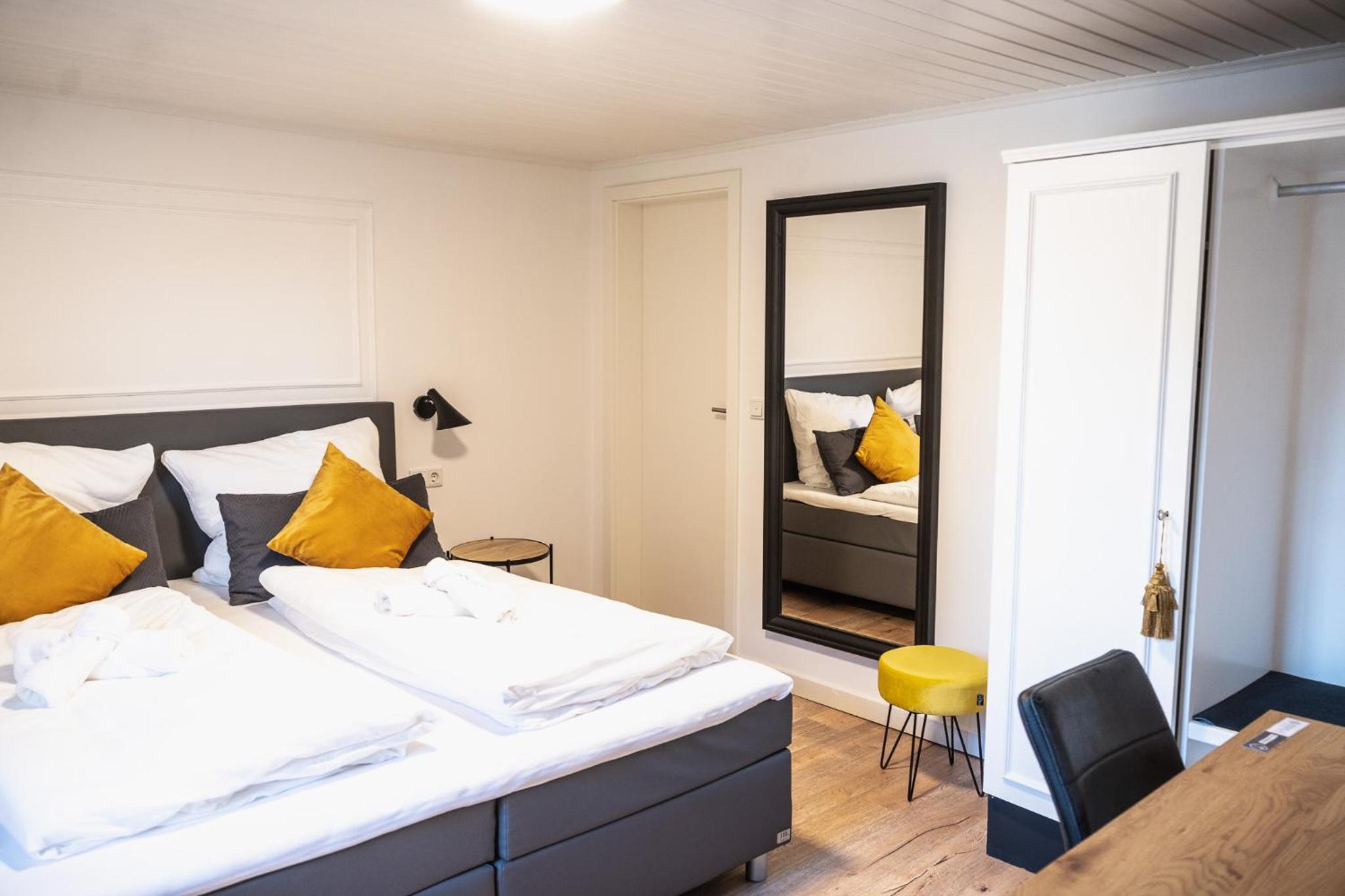 Double Room with Private Bathroom