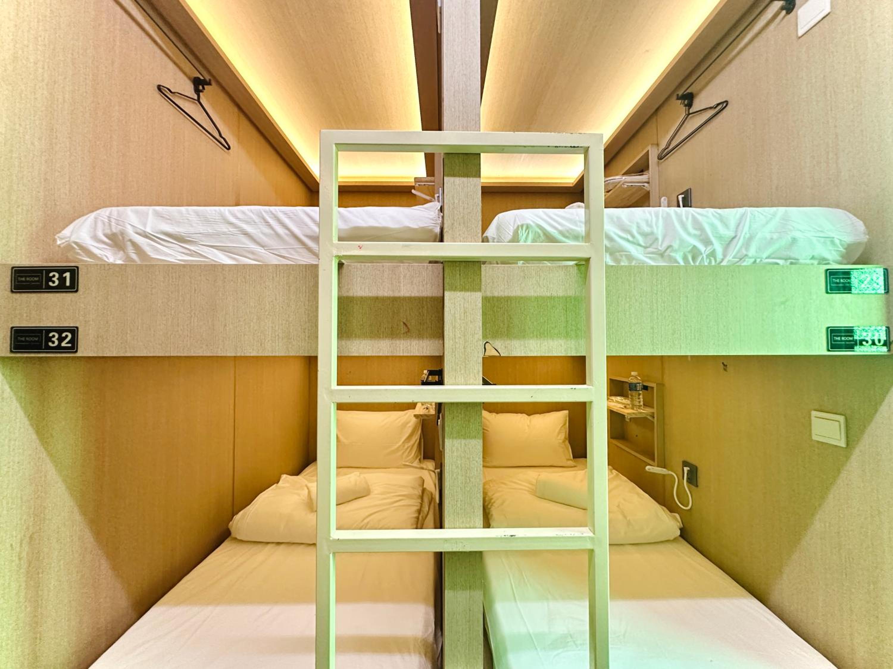 Single Bed in Mixed Dormitory Room photo 3