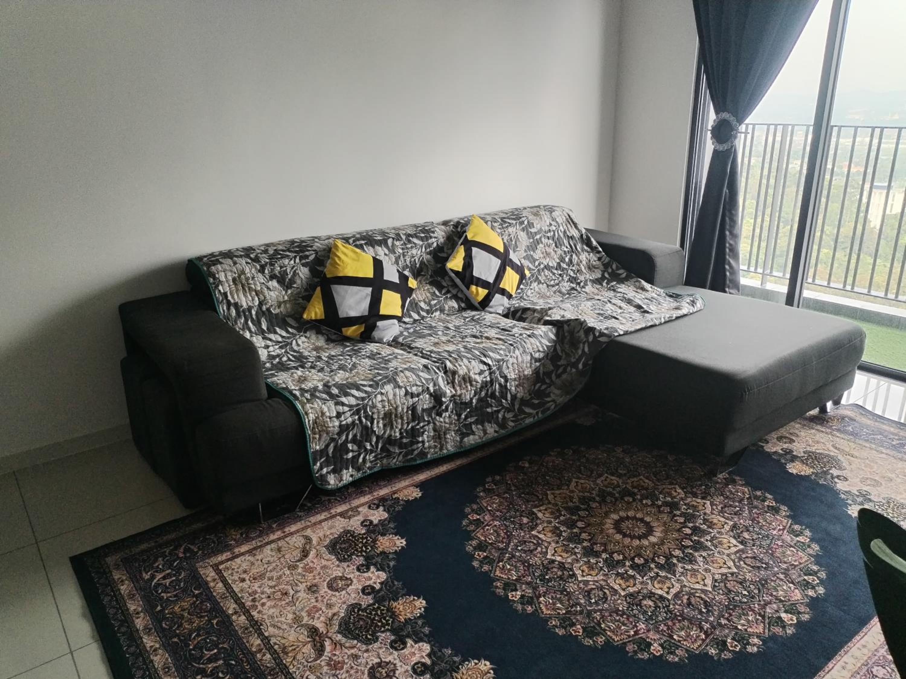Three-Bedroom Apartment photo 3