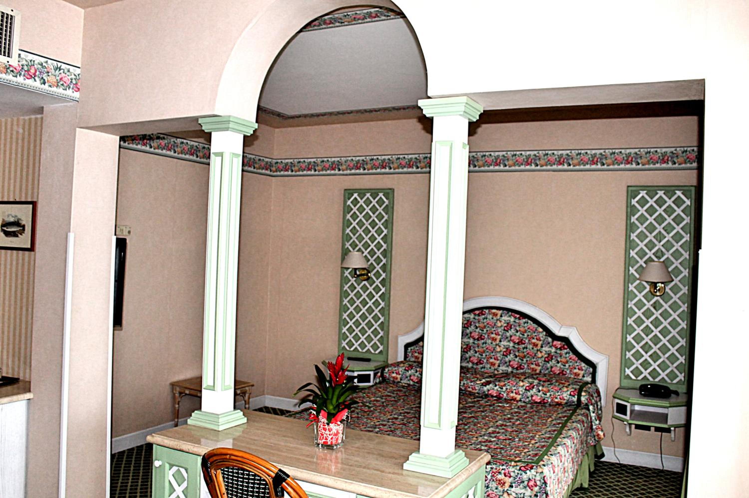 Suite with Lake View photo 1