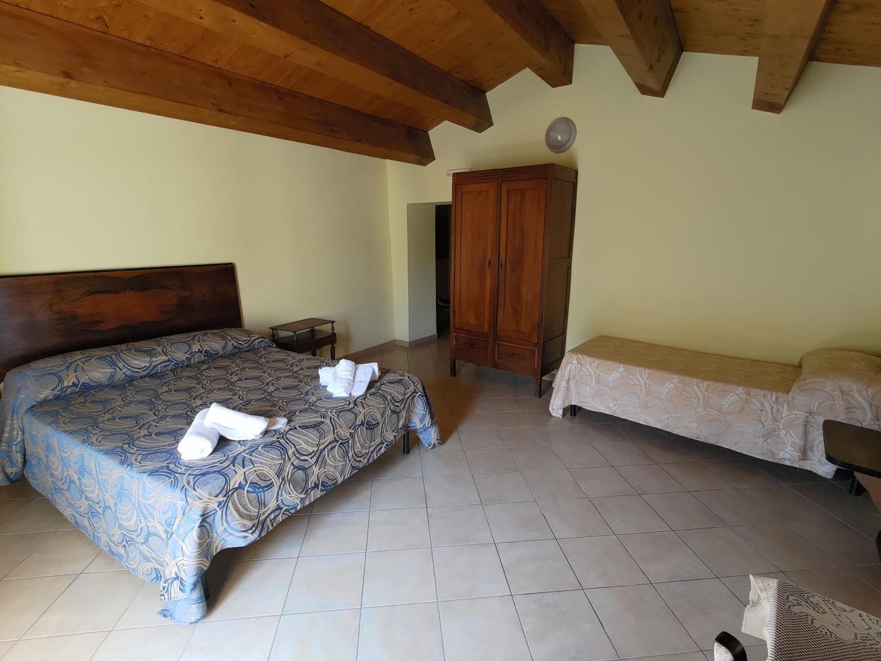 Triple Room with City View