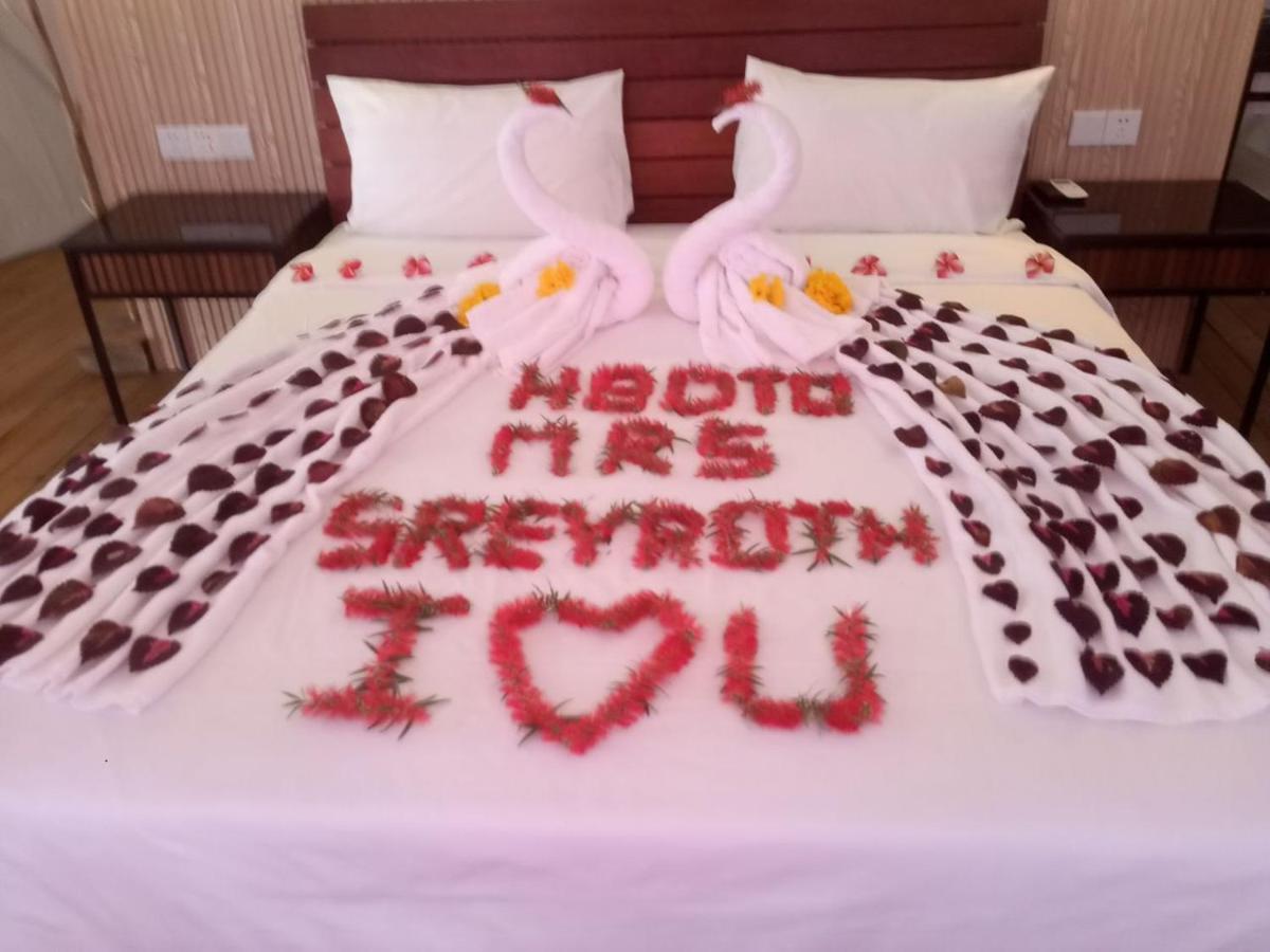 Deluxe Double Room with Sea View photo 2