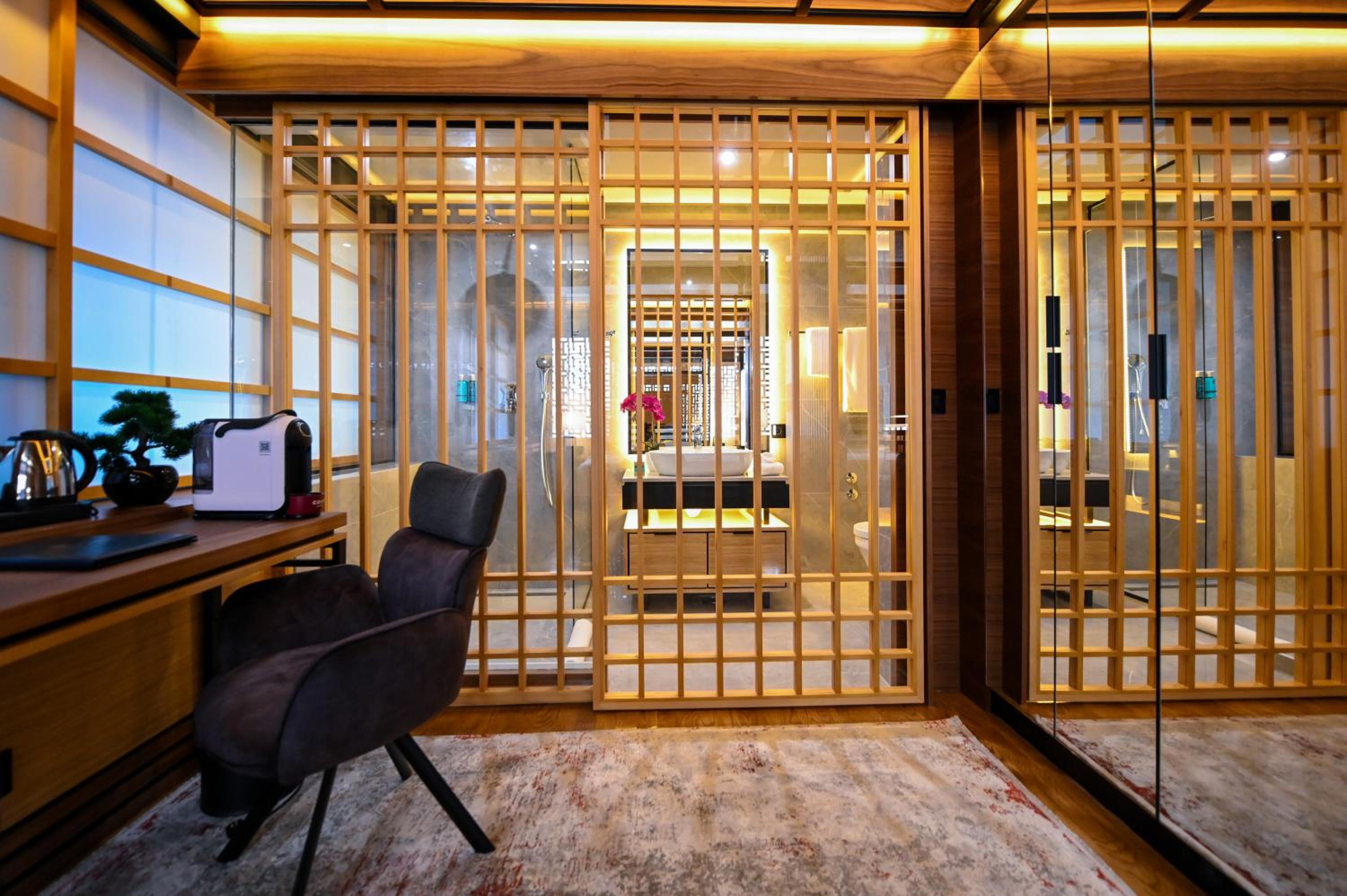 Executive Double Room with Free Spa Access - Photo 7