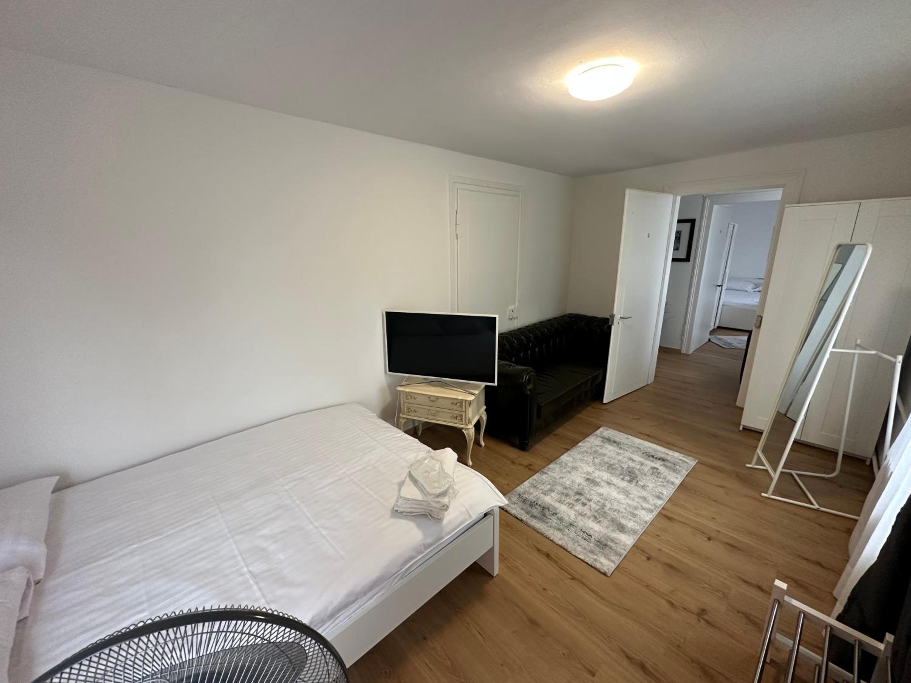 Double Room With Extra Bed photo 1