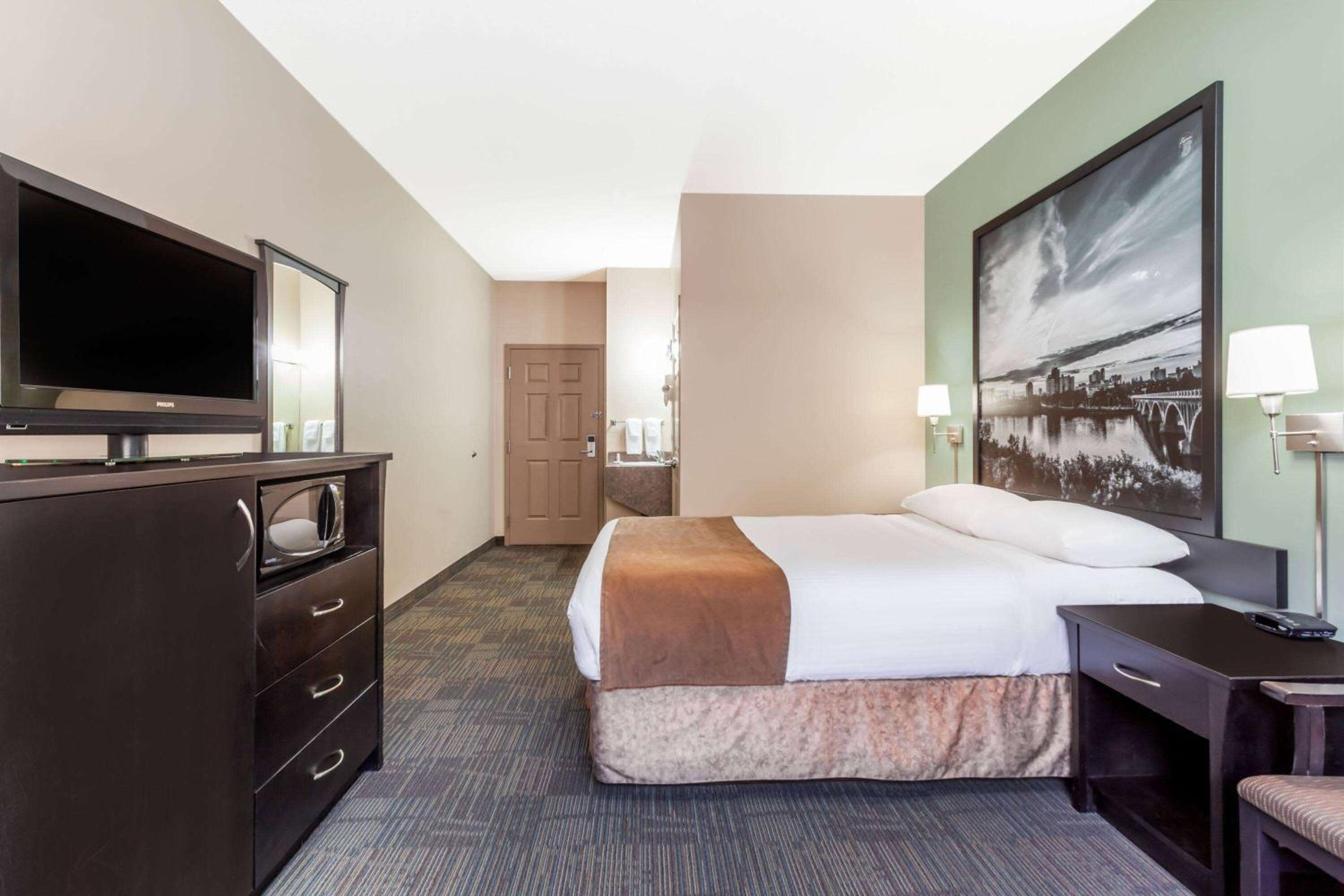Queen Room - Disability Access/Non-Smoking - Photo 1