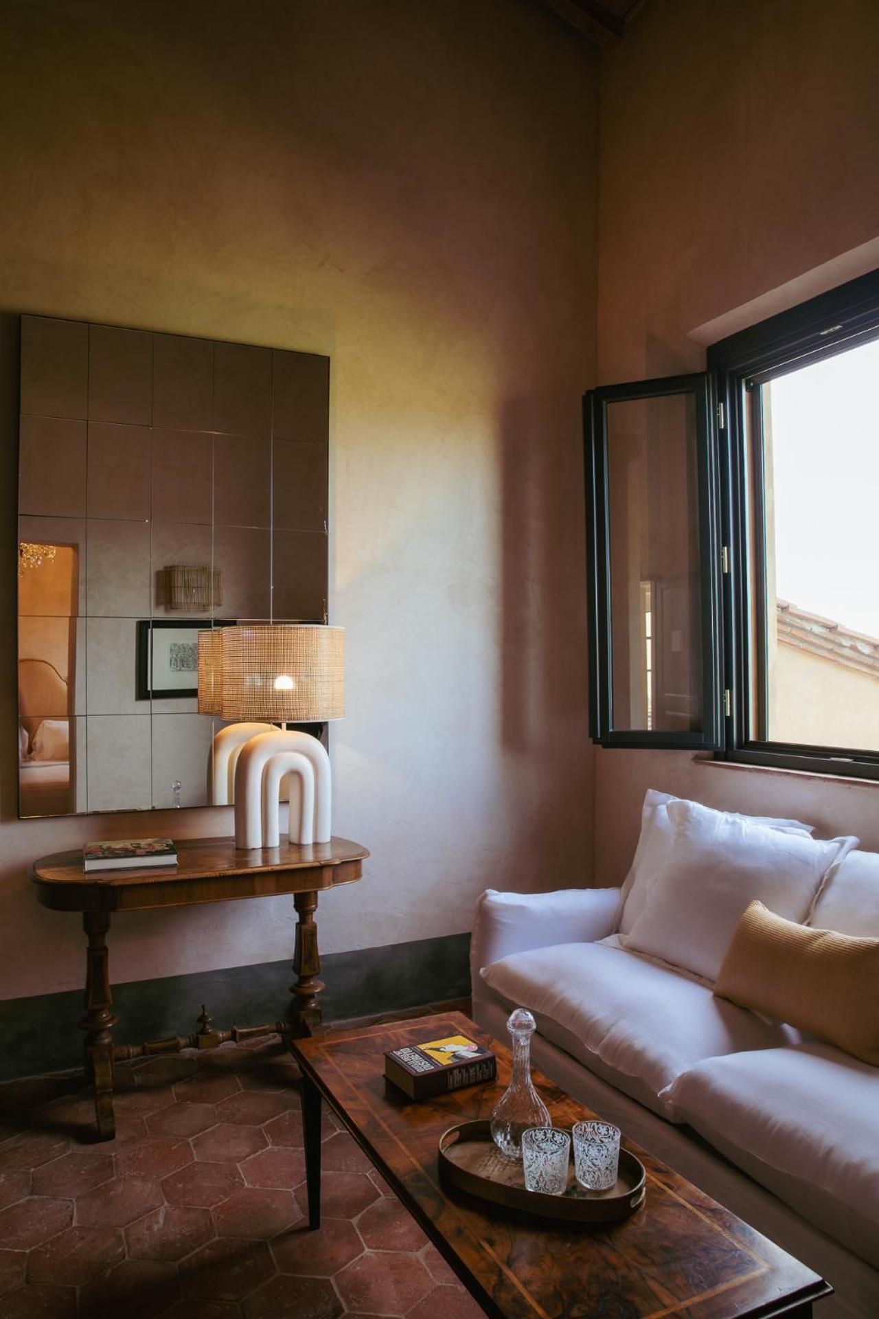 Junior Suite - Photo 12