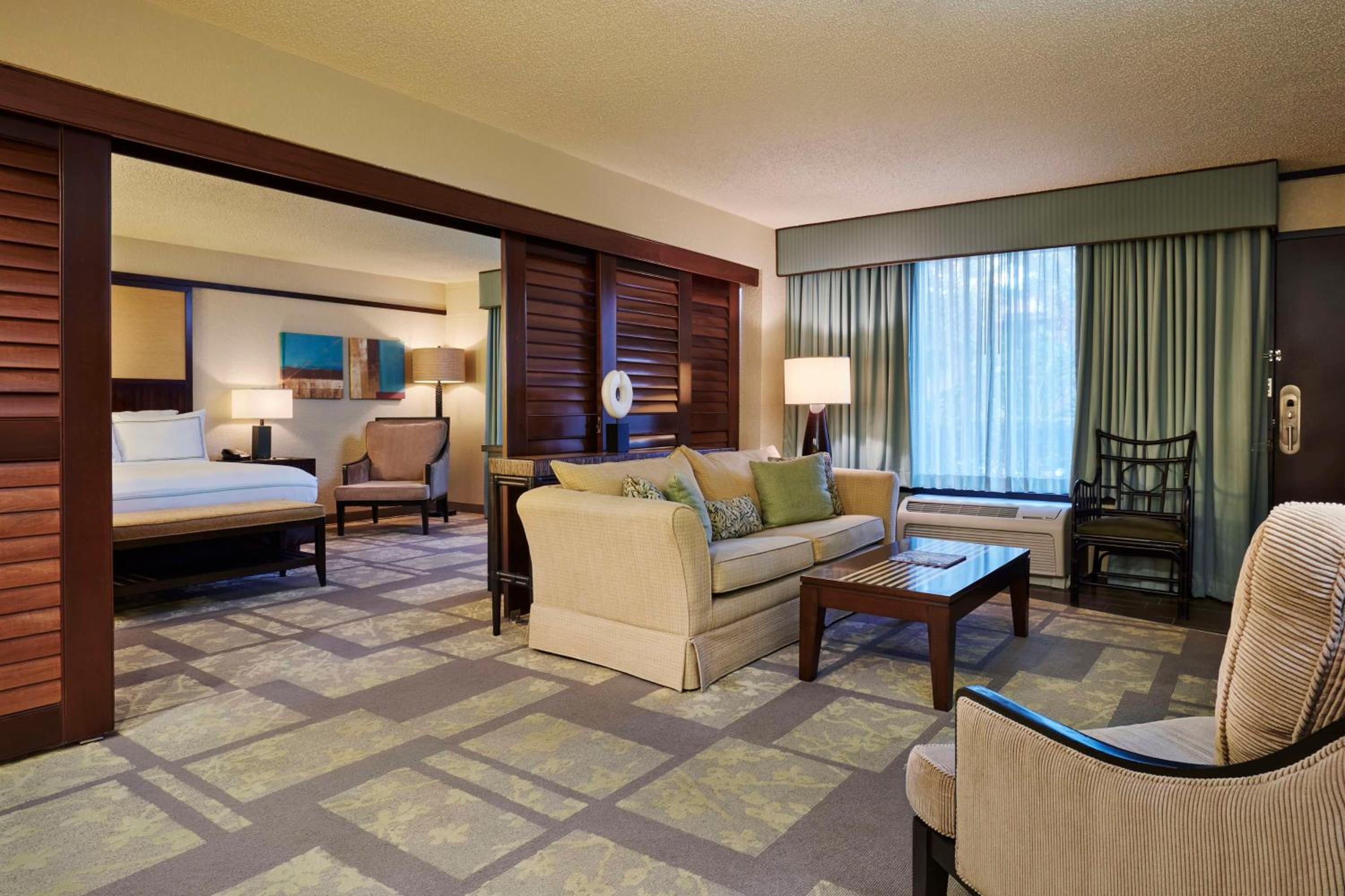 King Suite with Sofa Bed - Resort View
