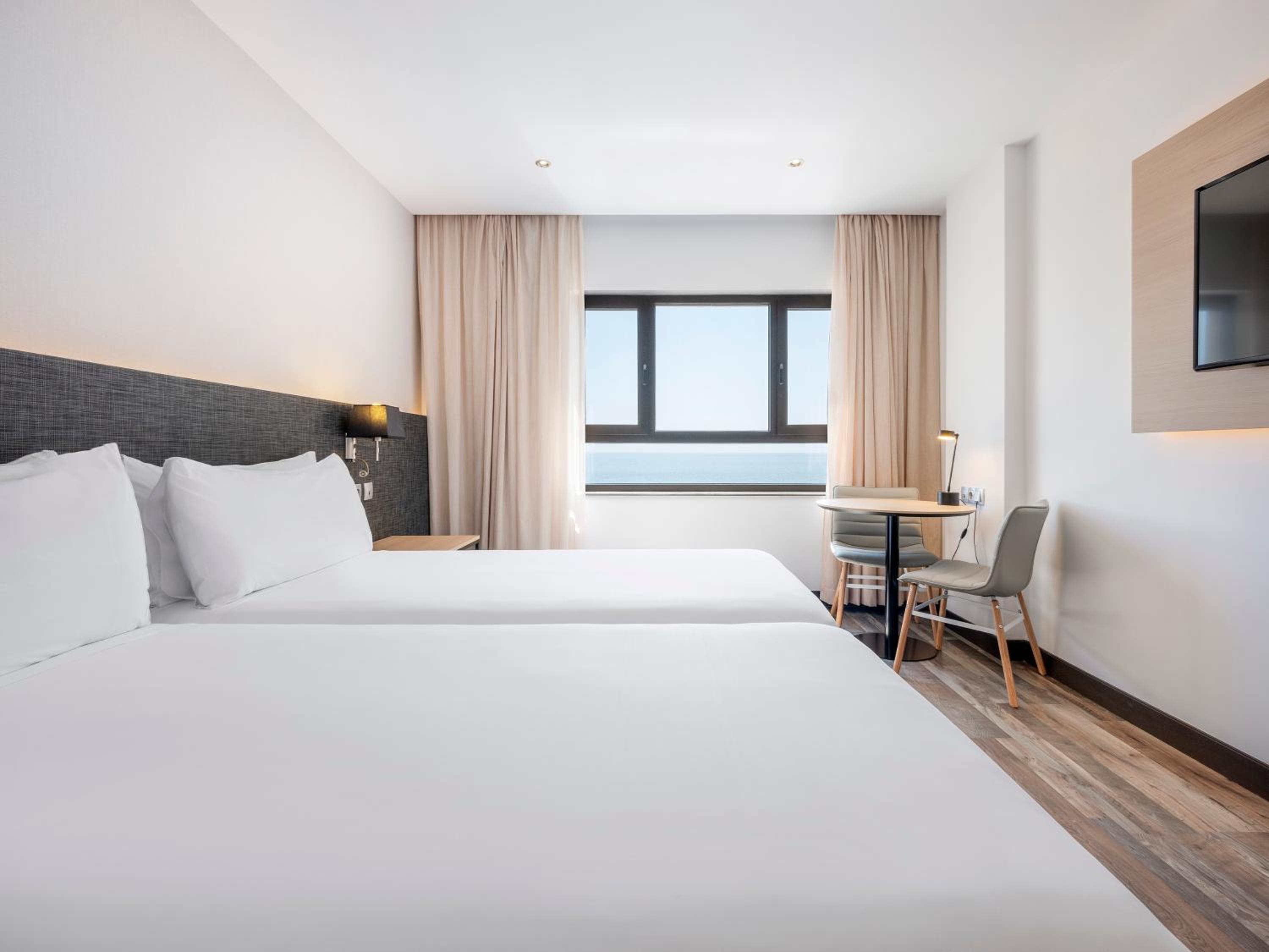 Superior Room Sea View - Photo 12