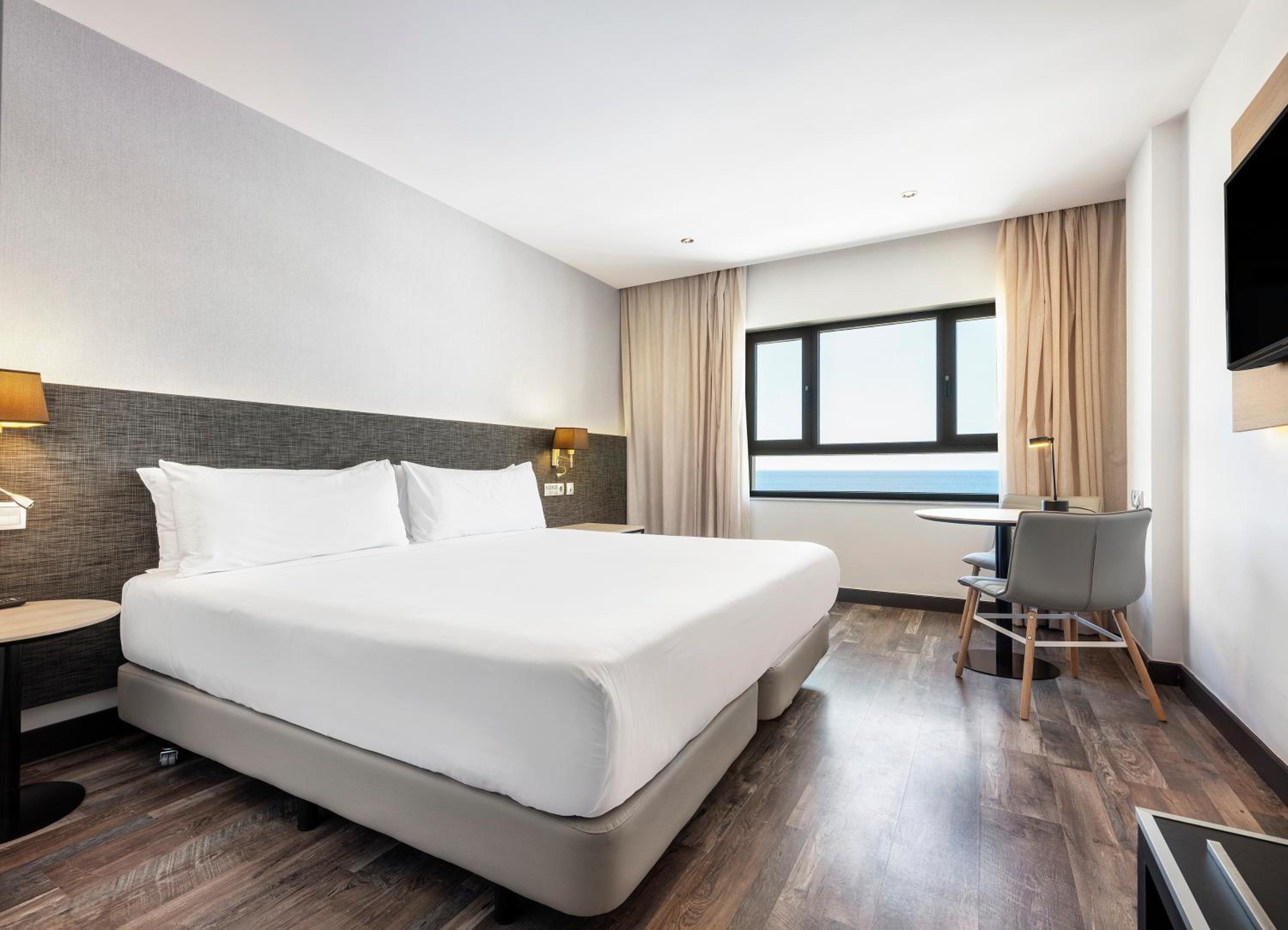 Superior Room Sea View - Photo 2
