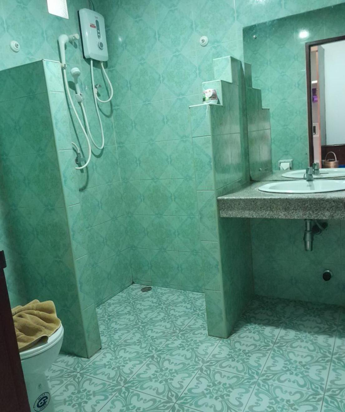 Deluxe Double Room With Fan photo 2