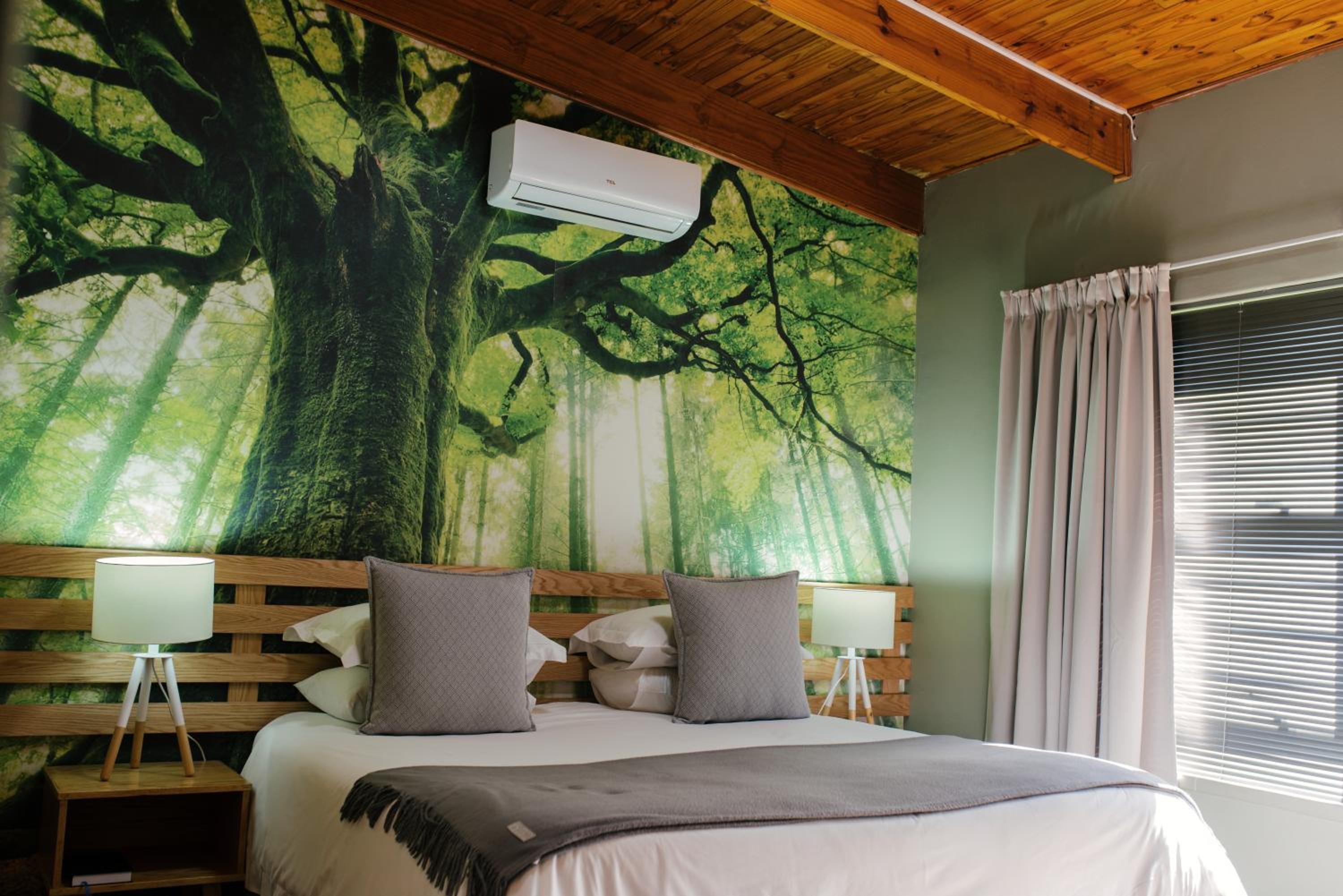 Deluxe King Room photo 3