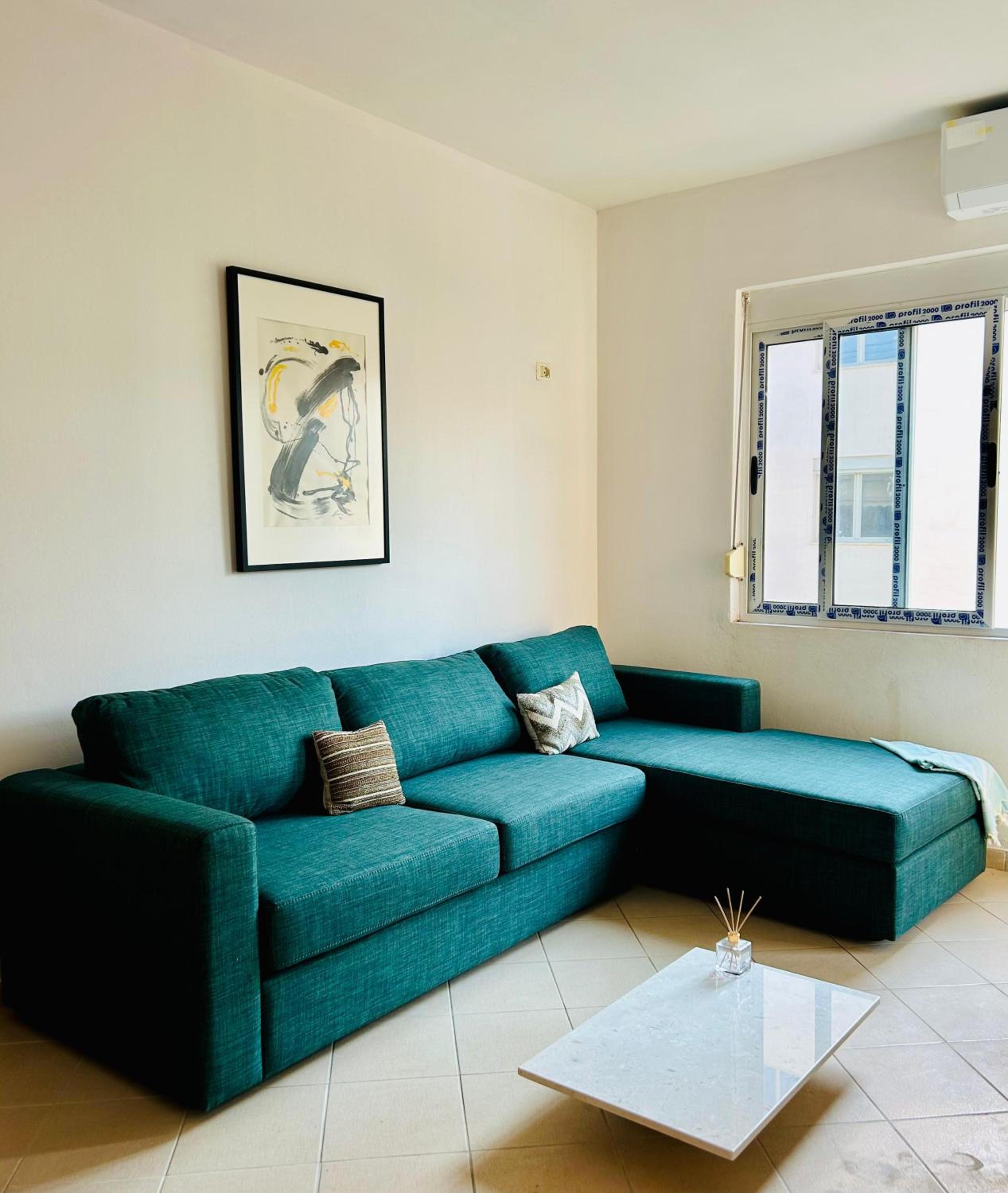 One-Bedroom Apartment