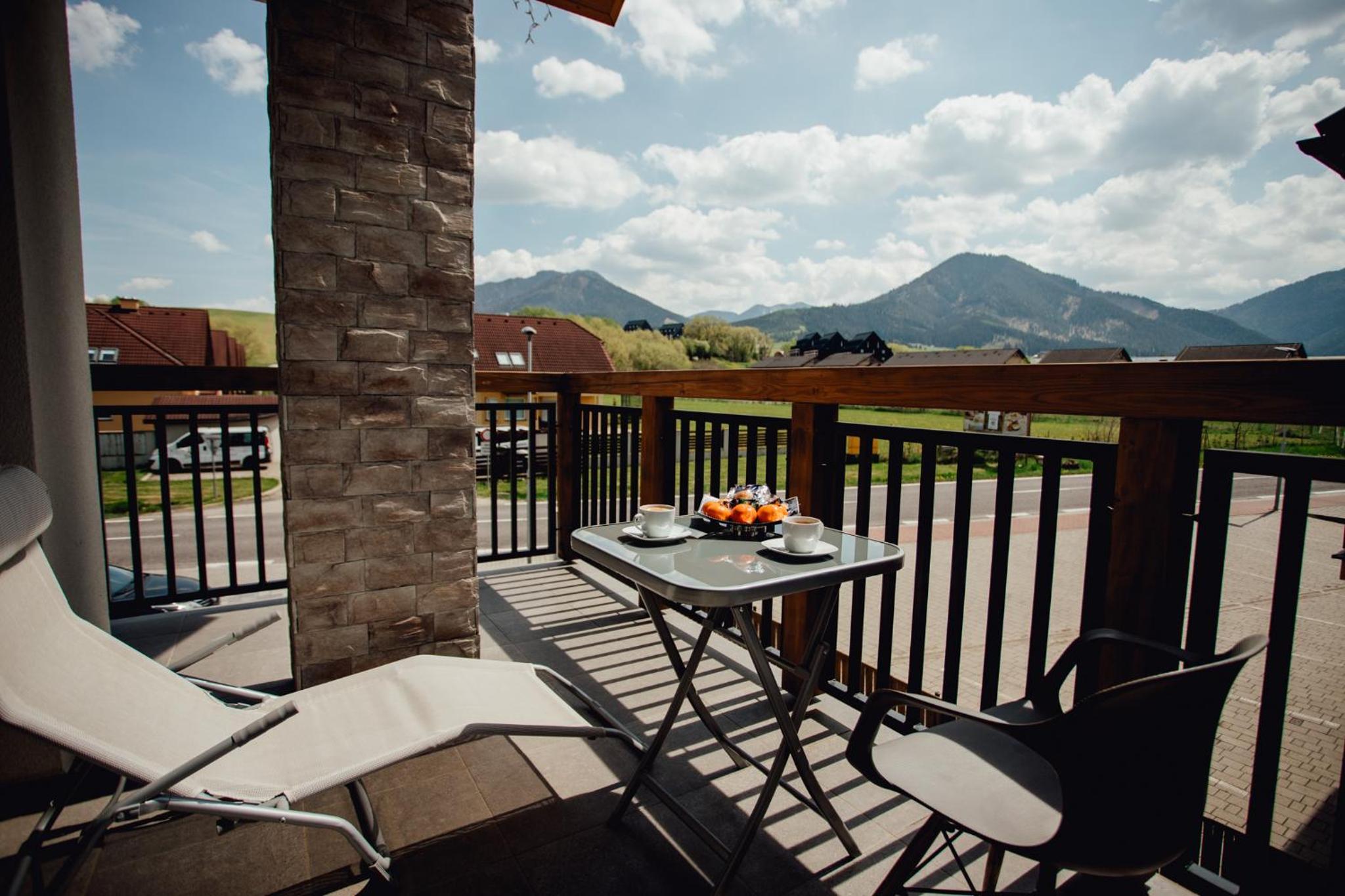 Double Room with Mountain View - Photo 4