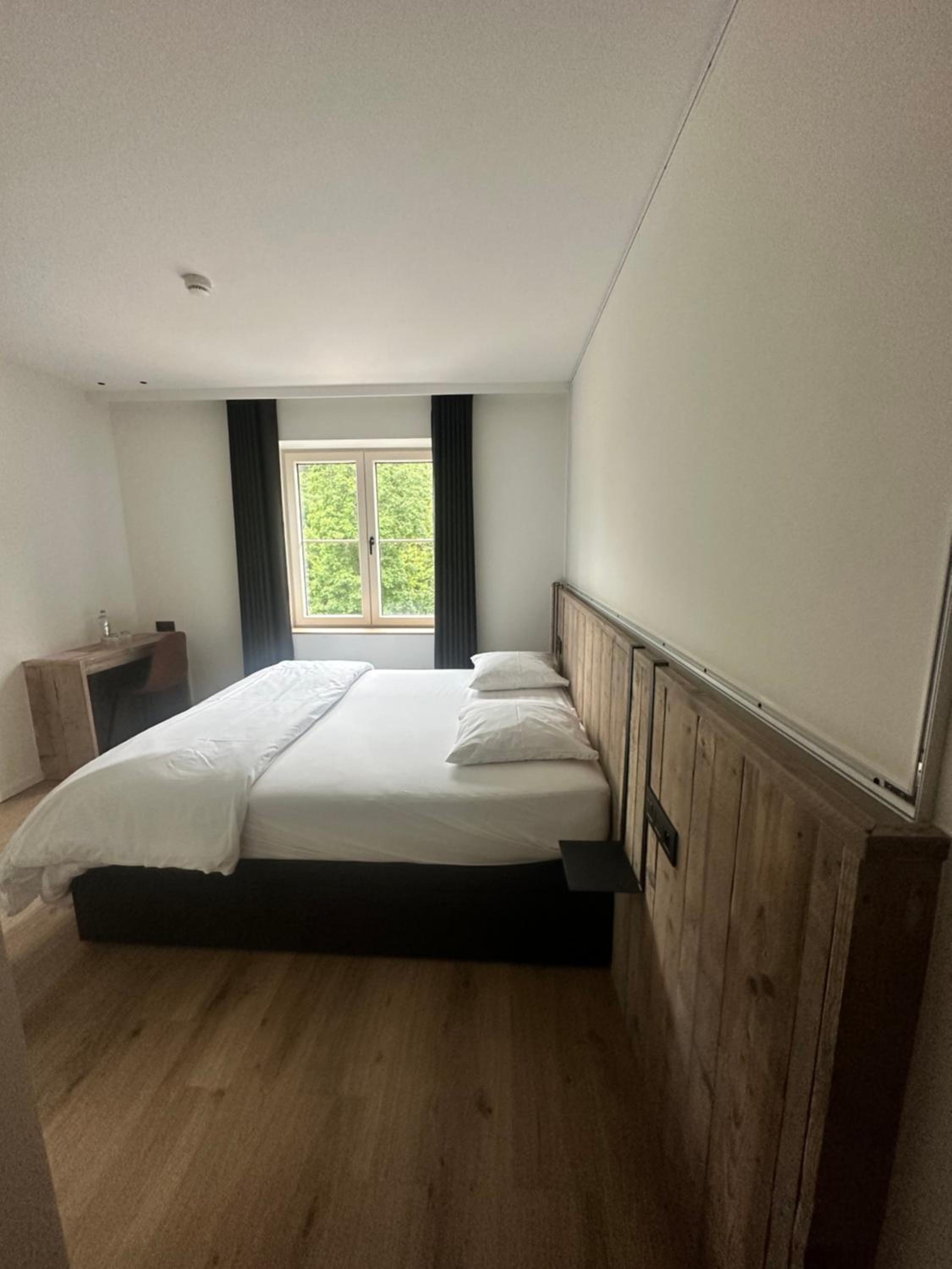 Standard Double Room photo 3